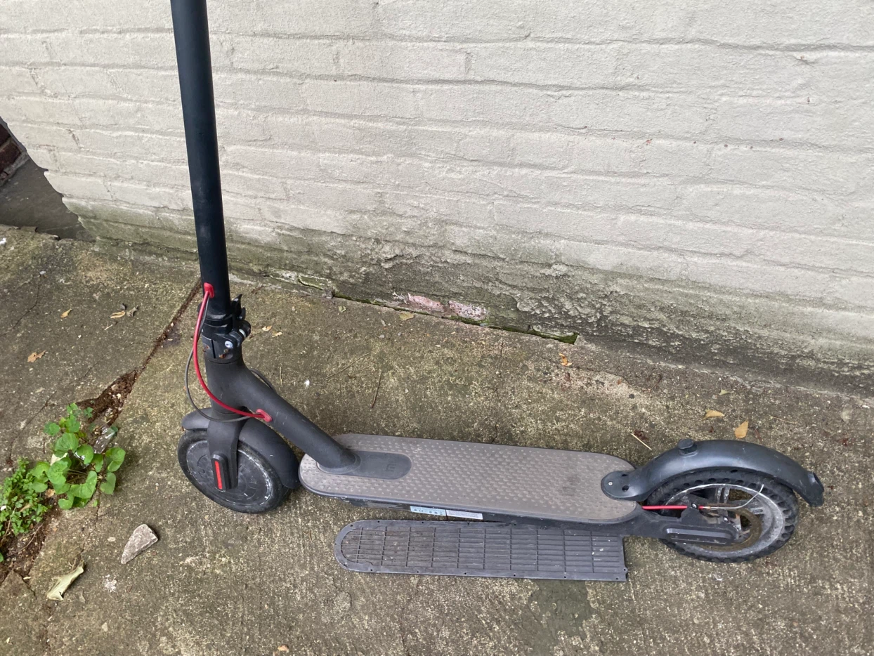 Black Electric Scooter - photo 2