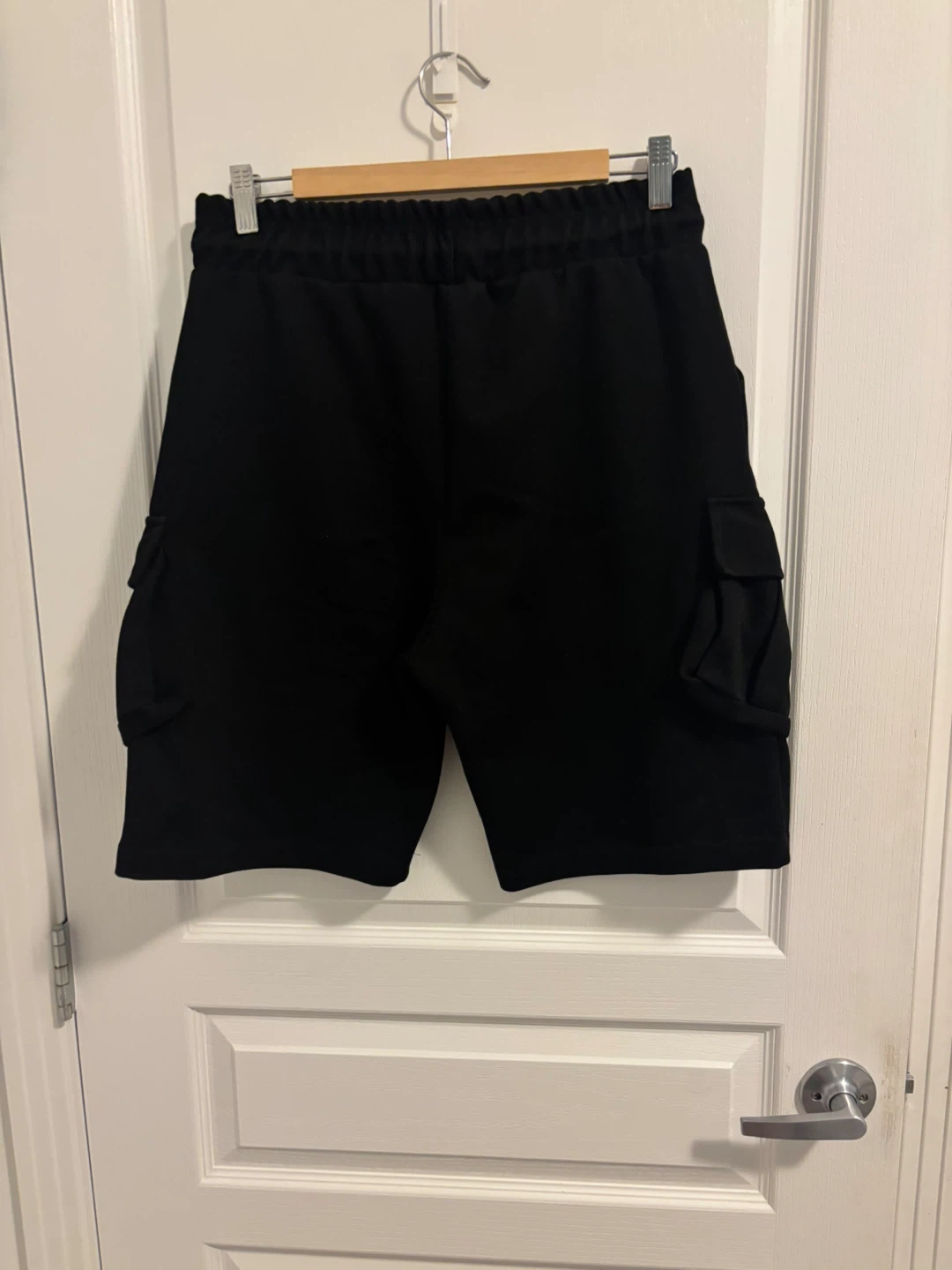 Black Cargo Shorts. T-shirt as a gift. - photo 2