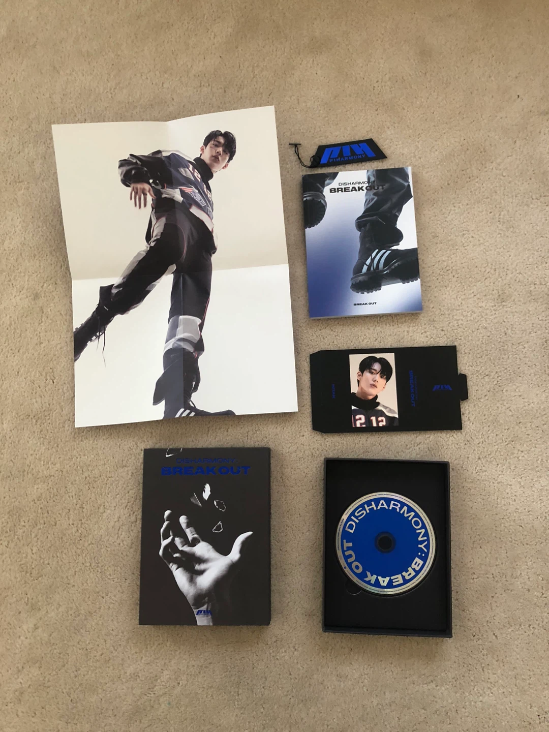 P1Harmony Disharmony Album Set (Break Out, Find Out, Stand Out) - photo 3