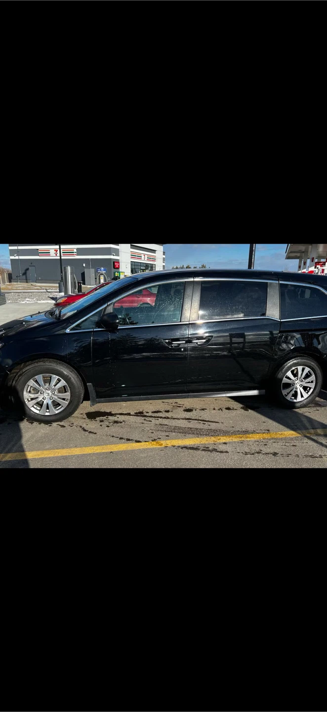 2016 Black Honda Odyssey EX-L Minivan - photo 5