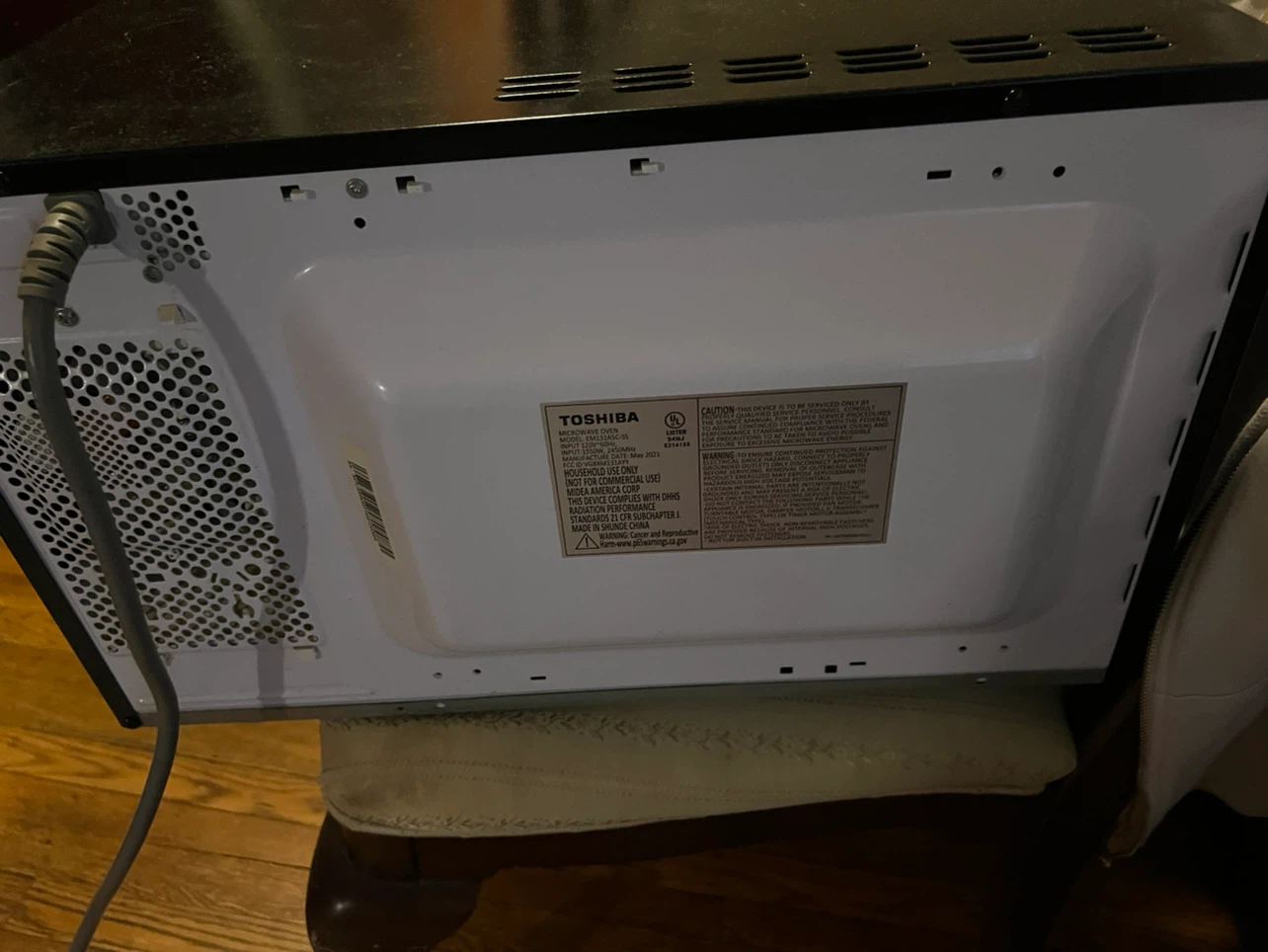 Toshiba Microwave - photo 3