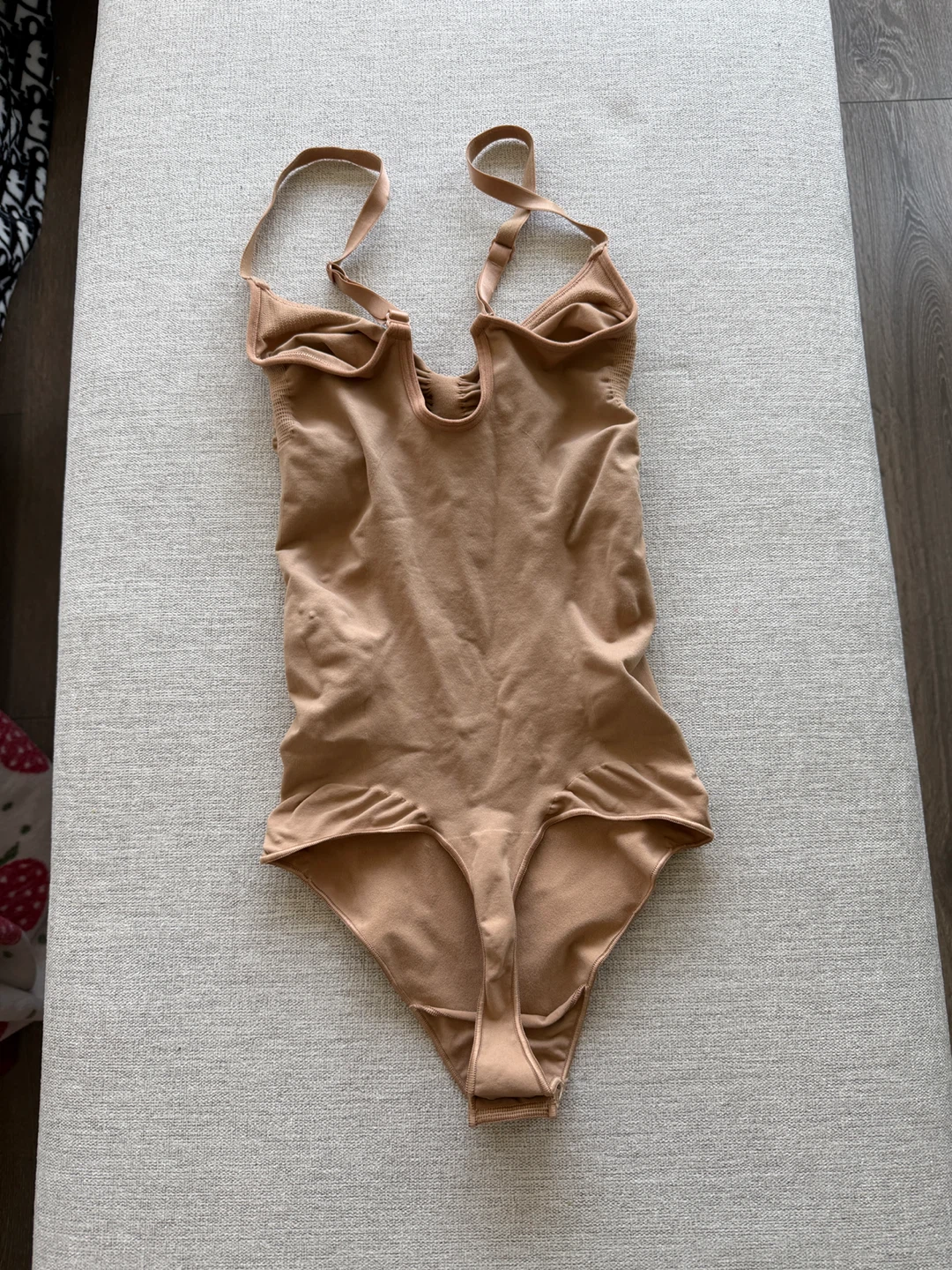 Never worn: Skims seamless sculpt bodysuit - photo 2