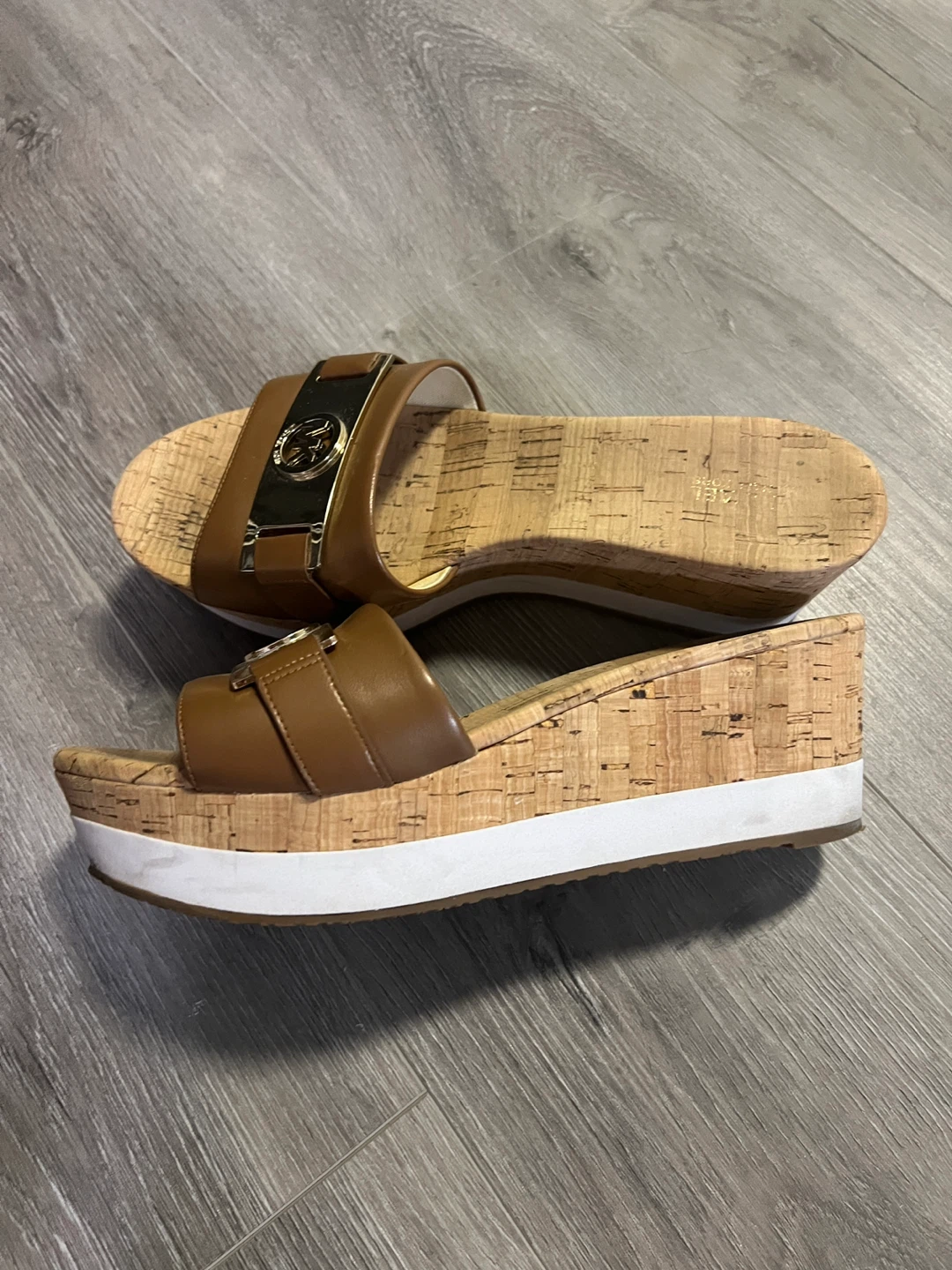 Michael Kors Wedge Sandals Size 9 - photo 2
