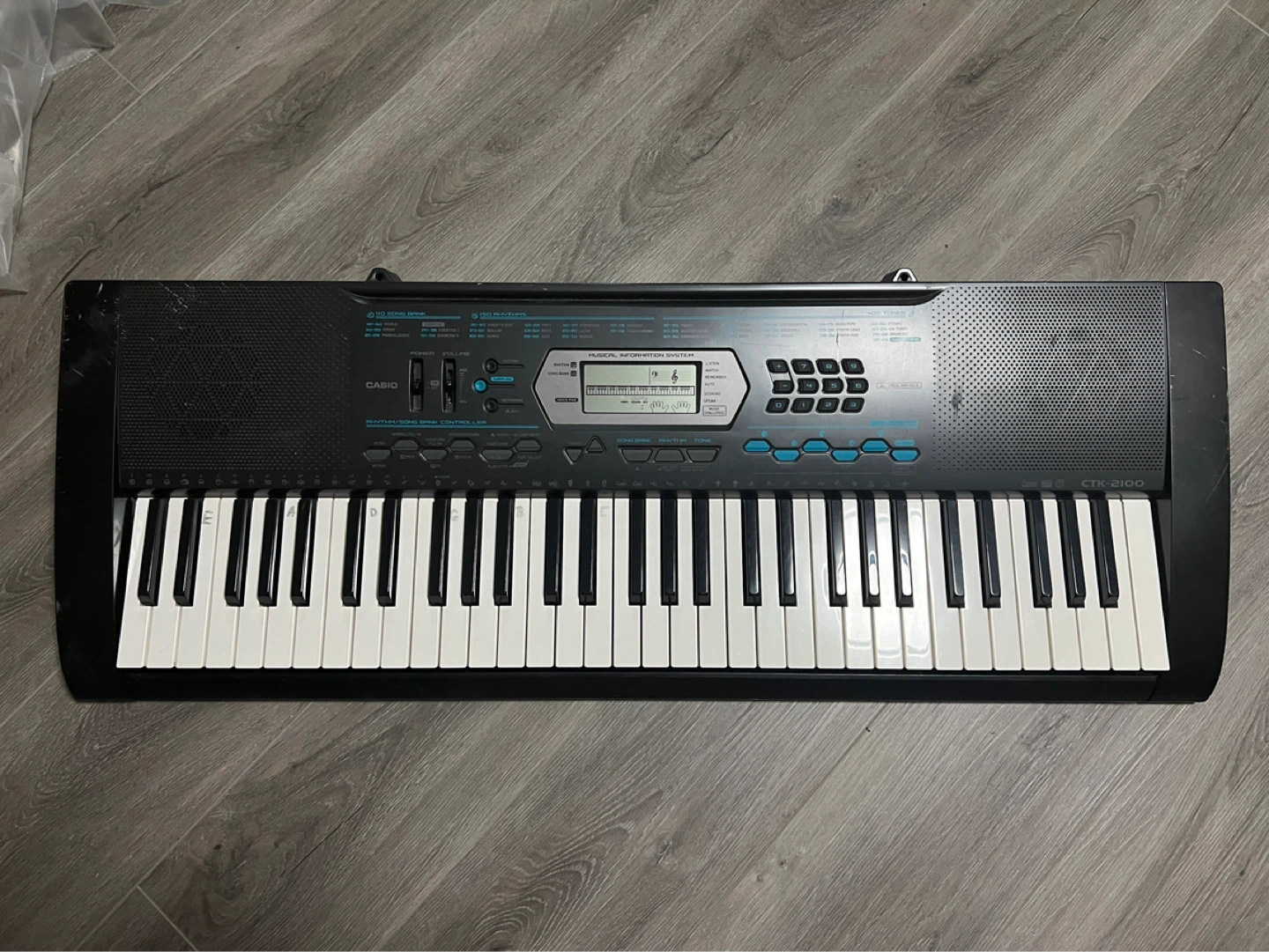 Casio CTK-2100 Keyboard Piano