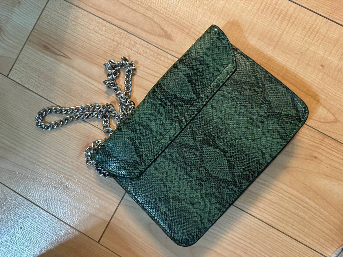 Green Snake print Purse - Like New - photo 3