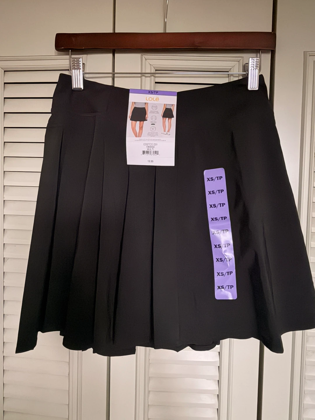 Lole Black Pleated Skirt