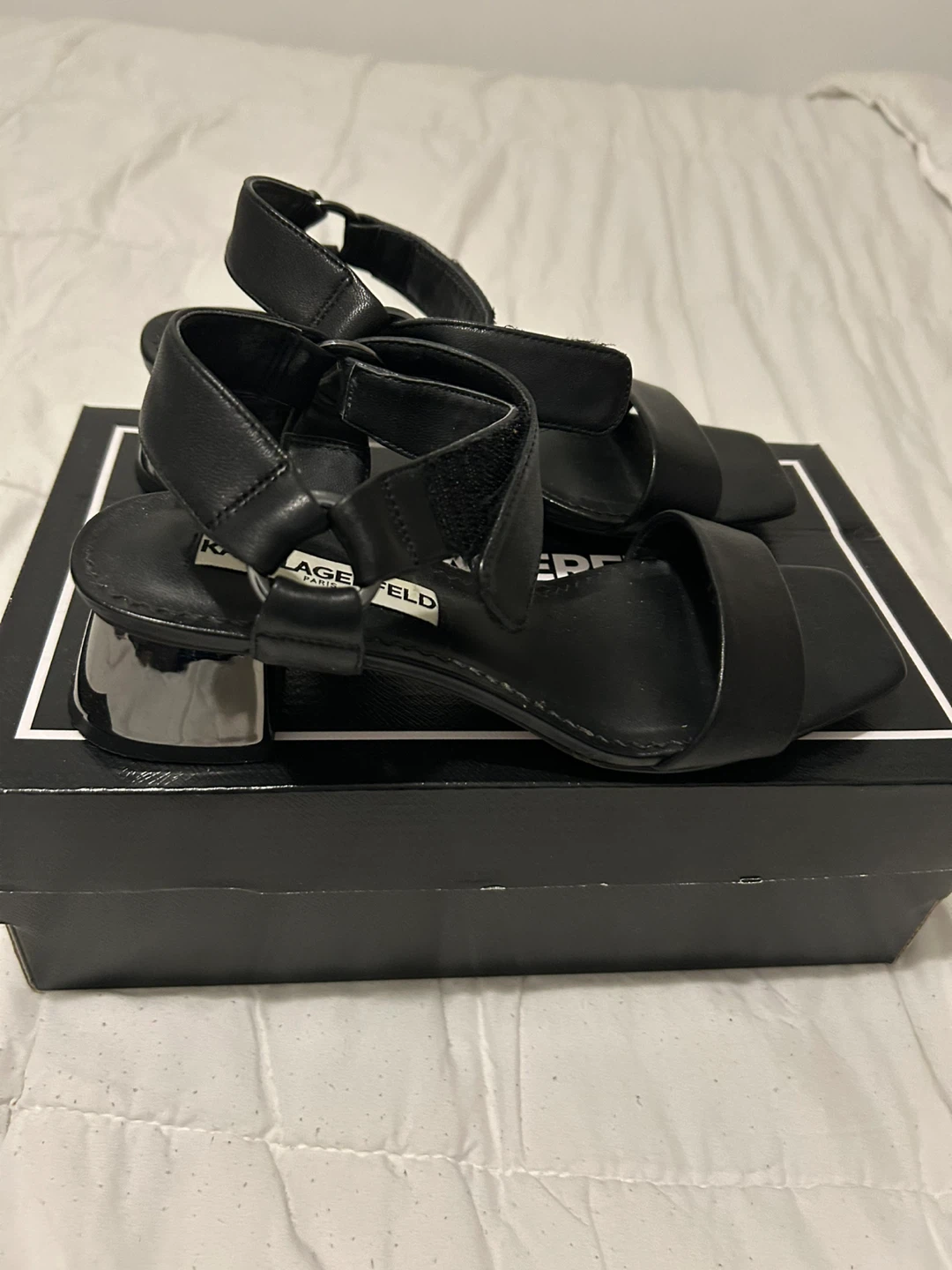 Karl Lagerfeld Black Leather Block Heel Sandals - photo 2