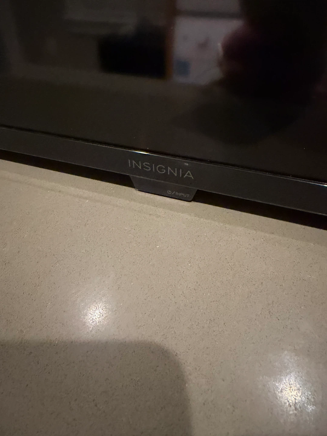 Insignia 42-inch Smart TV - photo 2