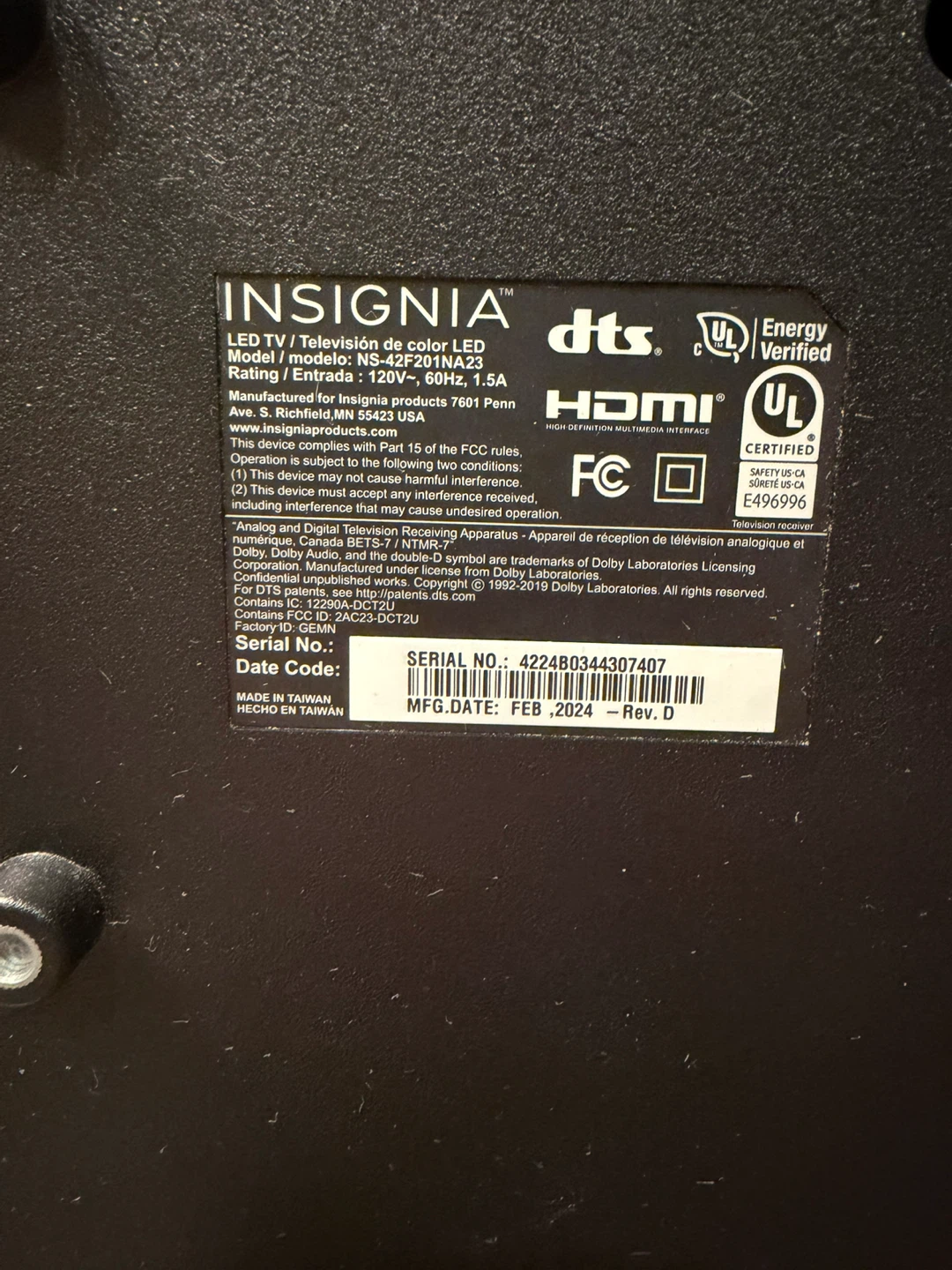 Insignia 42-inch Smart TV - photo 4