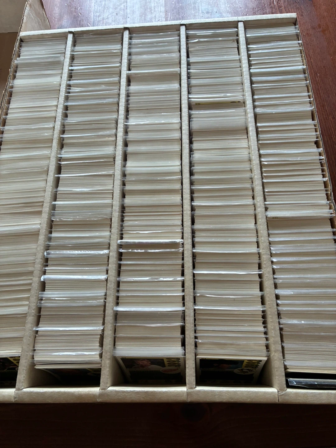 1991-1992 OPC Hockey Card Box - photo 3