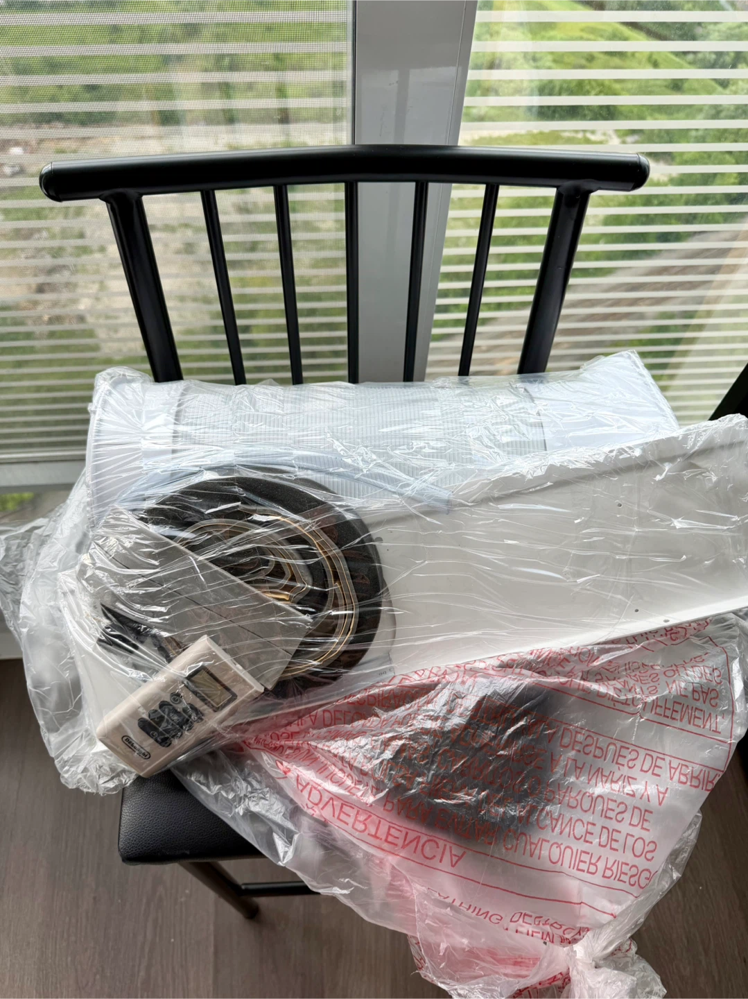 DeLonghi Pinguino Portable Air Conditioner - photo 3