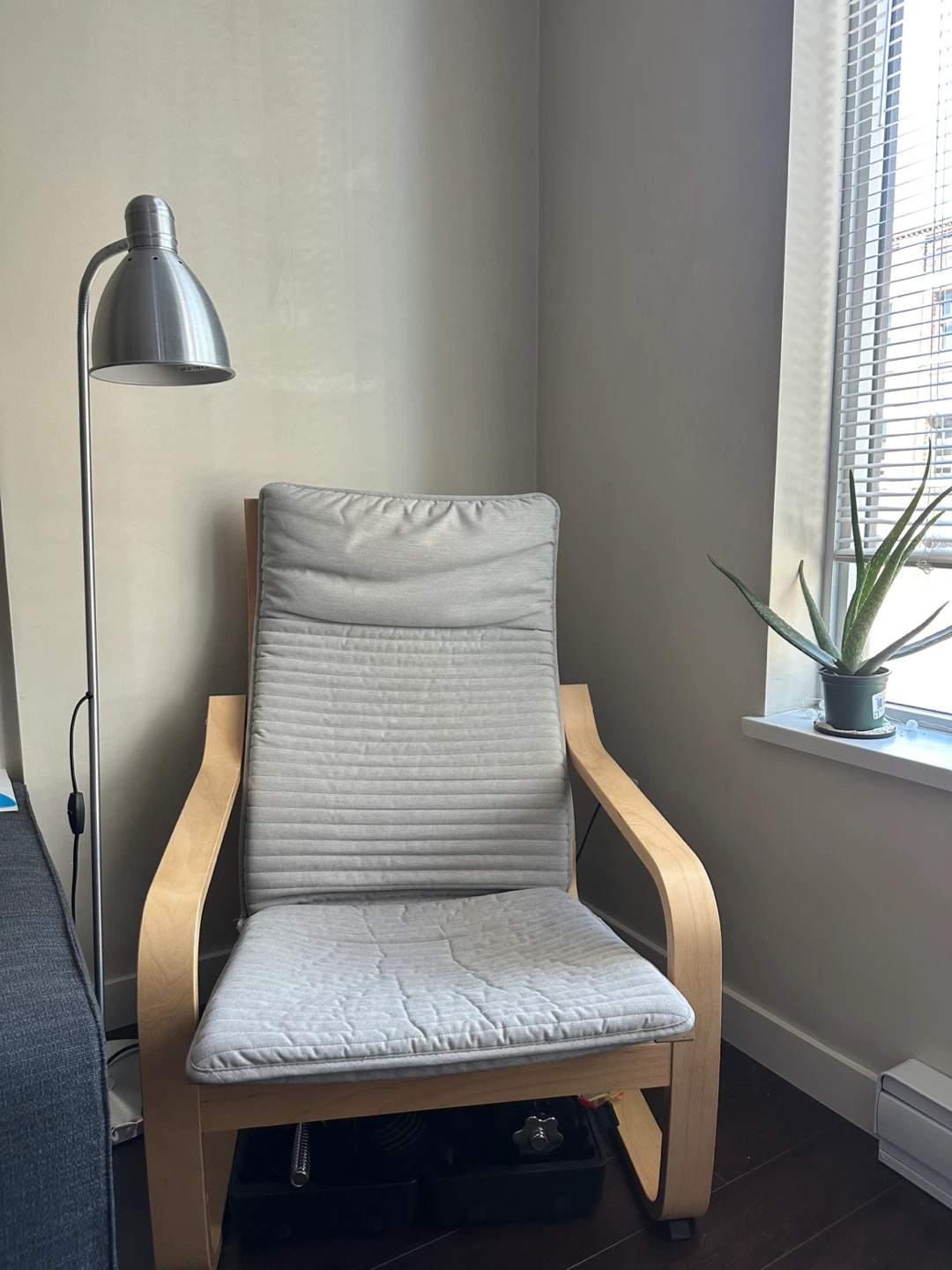 MOVING SALE - IKEA Poäng Armchair - Grey - photo 2