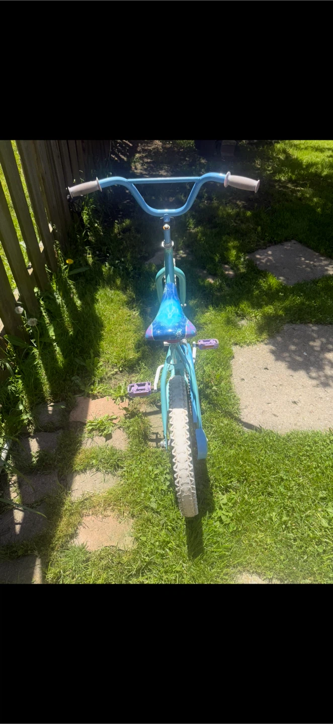 Kids Bike Frozen Themed - 18 inch wheels - photo 2