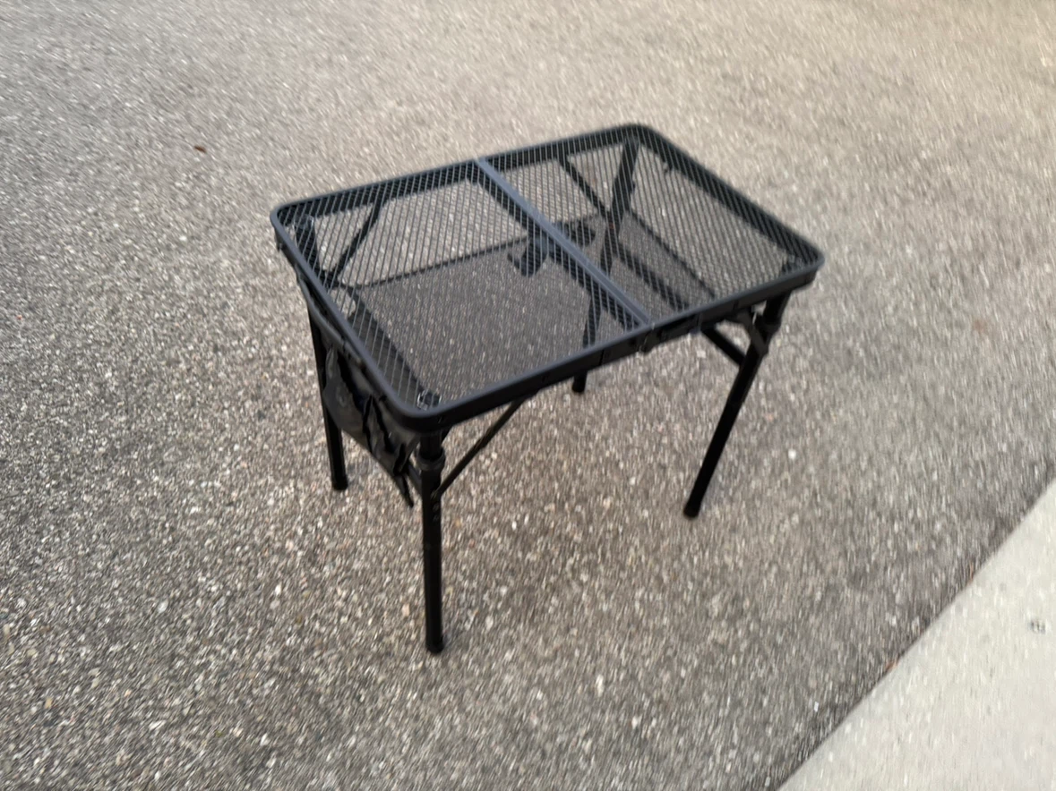 Black Metal Mesh Folding Table - photo 3