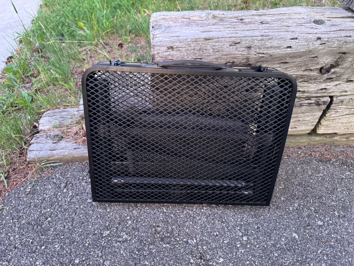 Black Metal Mesh Folding Table - photo 4