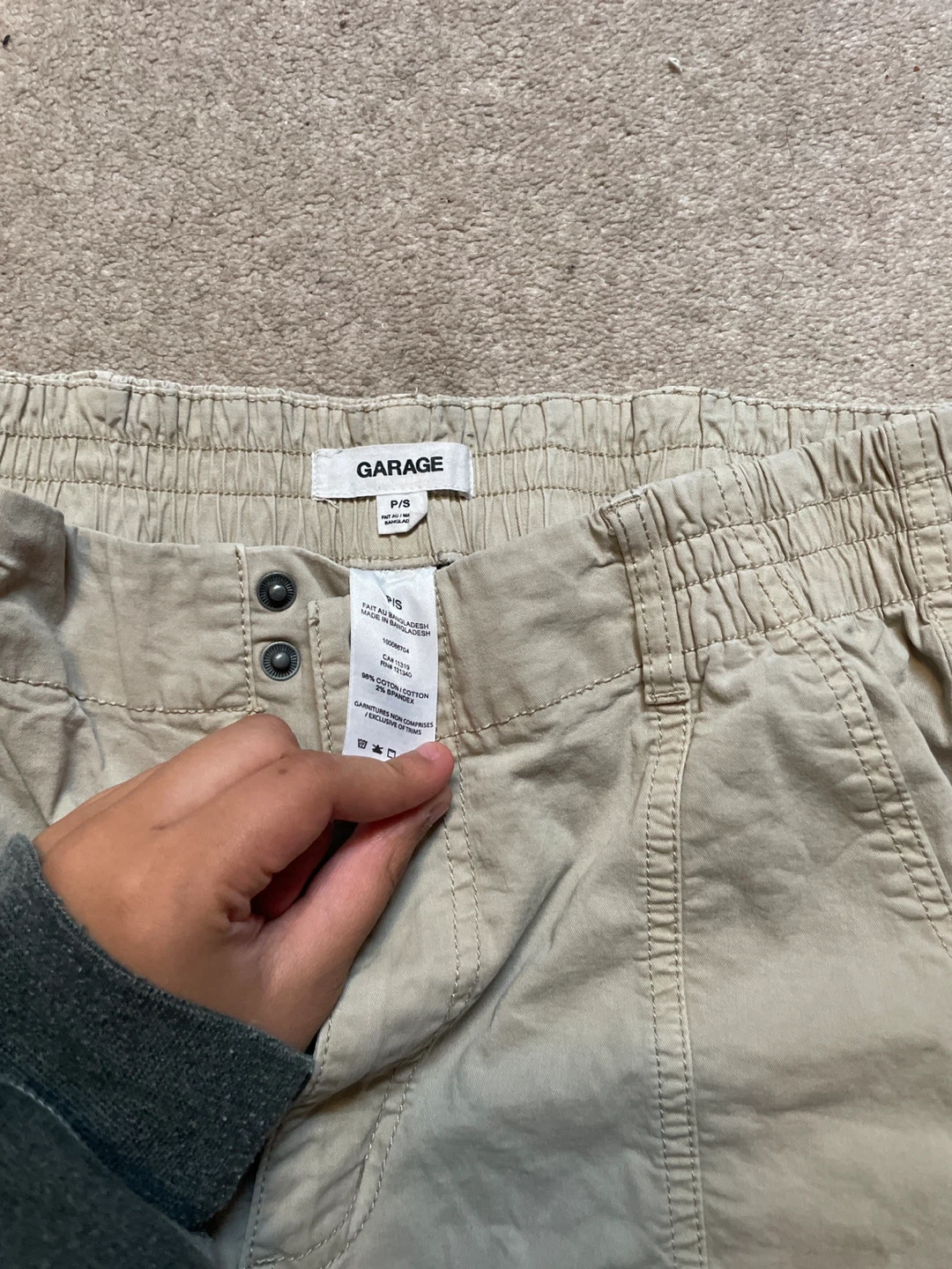 Cargo pants size small - photo 2