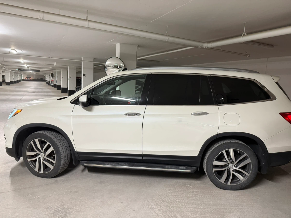 Honda Pilot SUV - photo 3