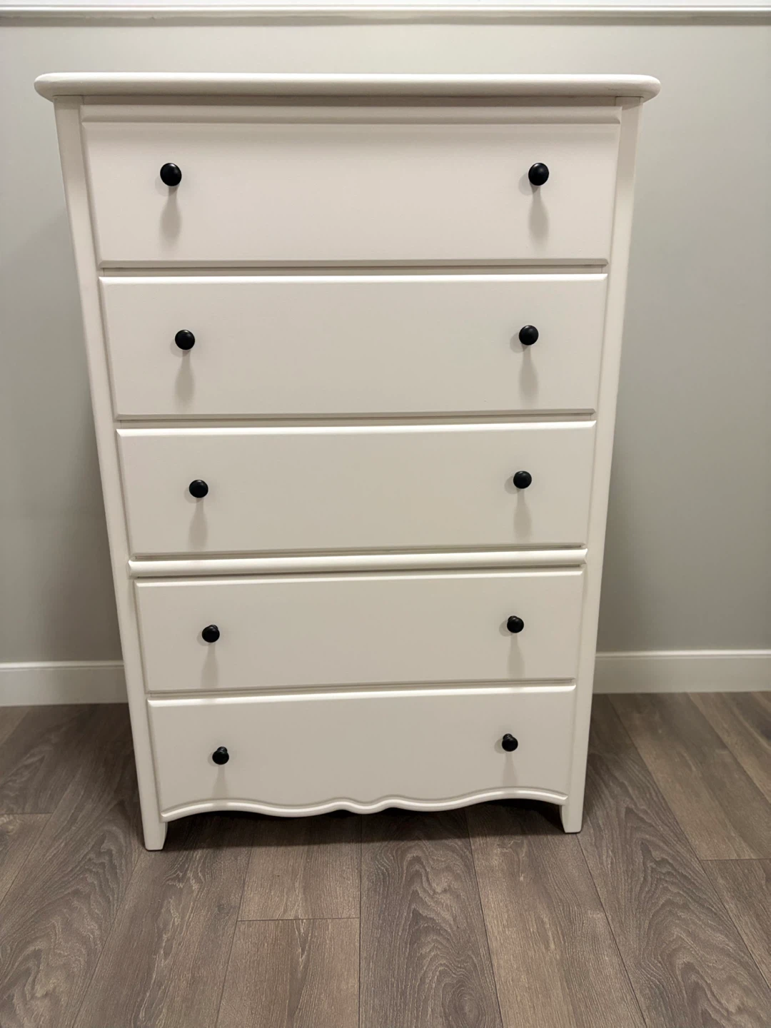 White 5-Drawer Dresser - photo 2