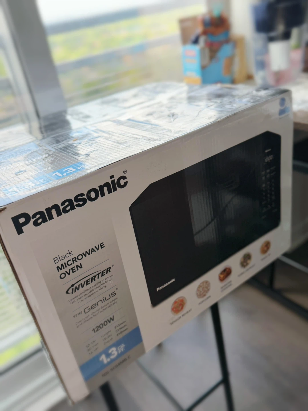 Panasonic 1200W Black Microwave Oven