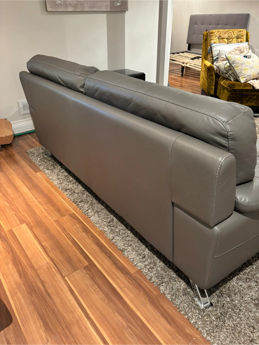 Leather look couch - photo 4