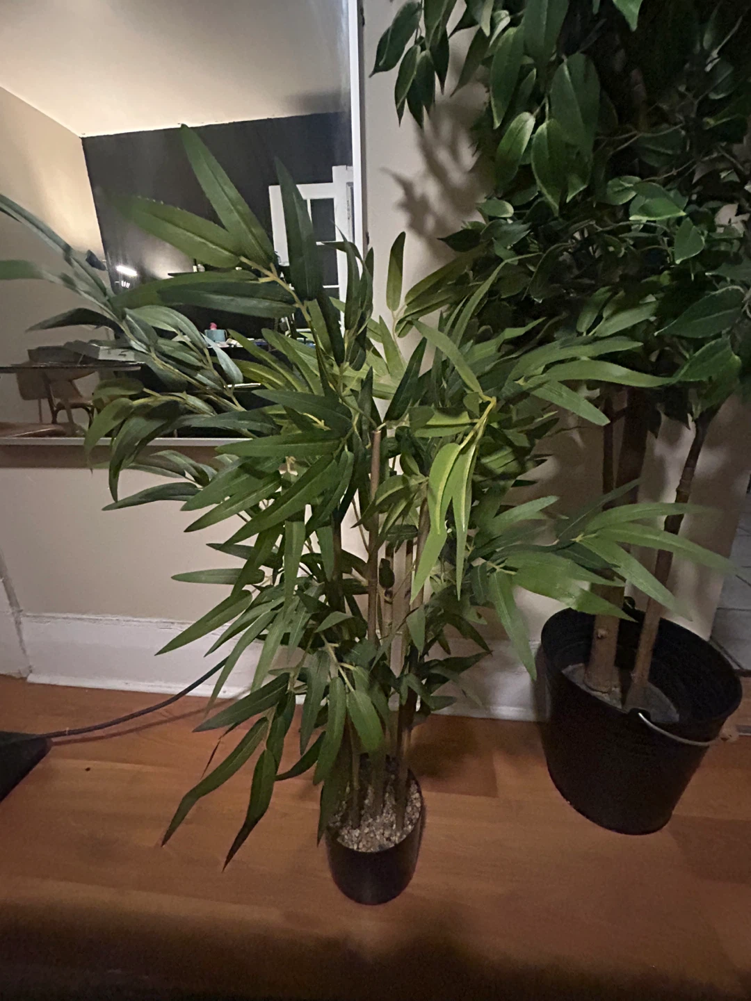 Fake Plants x 2 - photo 2
