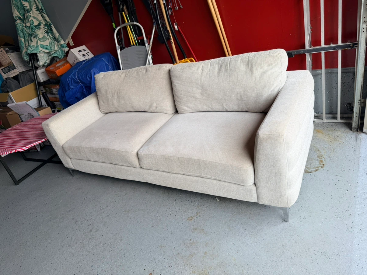 2 seater Leon’s sofa - photo 3