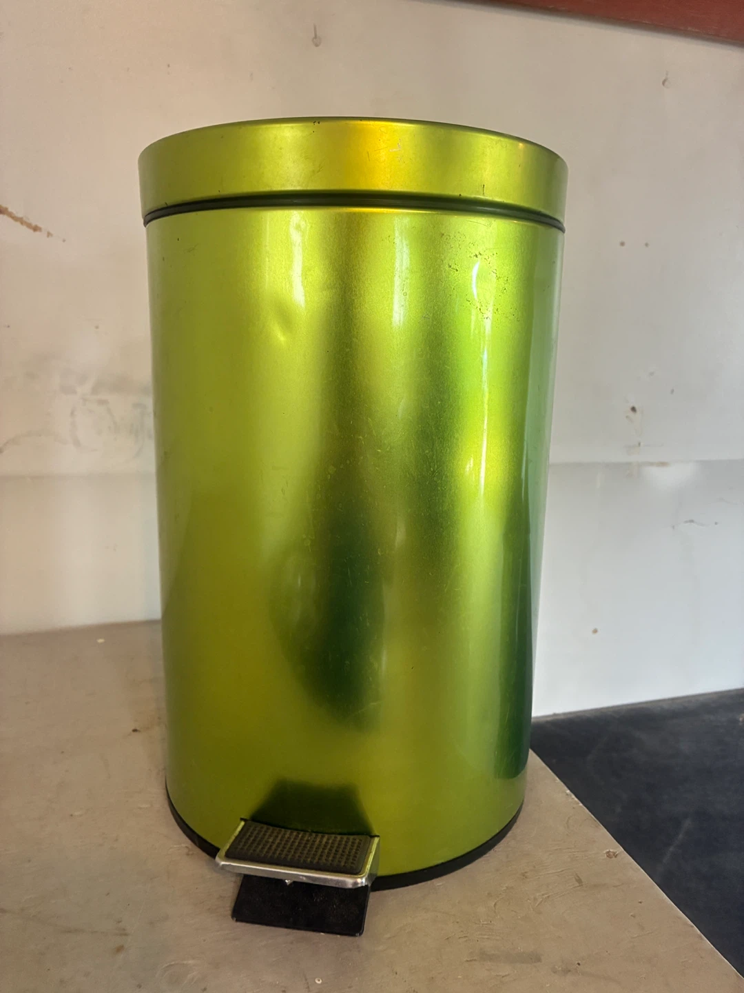 Green Pedal Bin