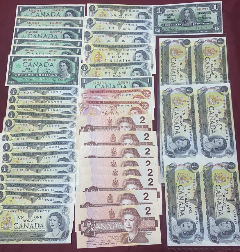 Collection of Canadian Banknotes - Various Denominations - photo 2