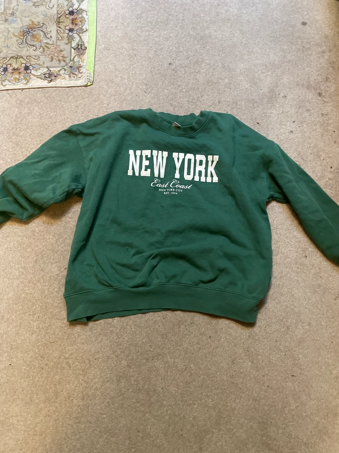 Green old navy sweater