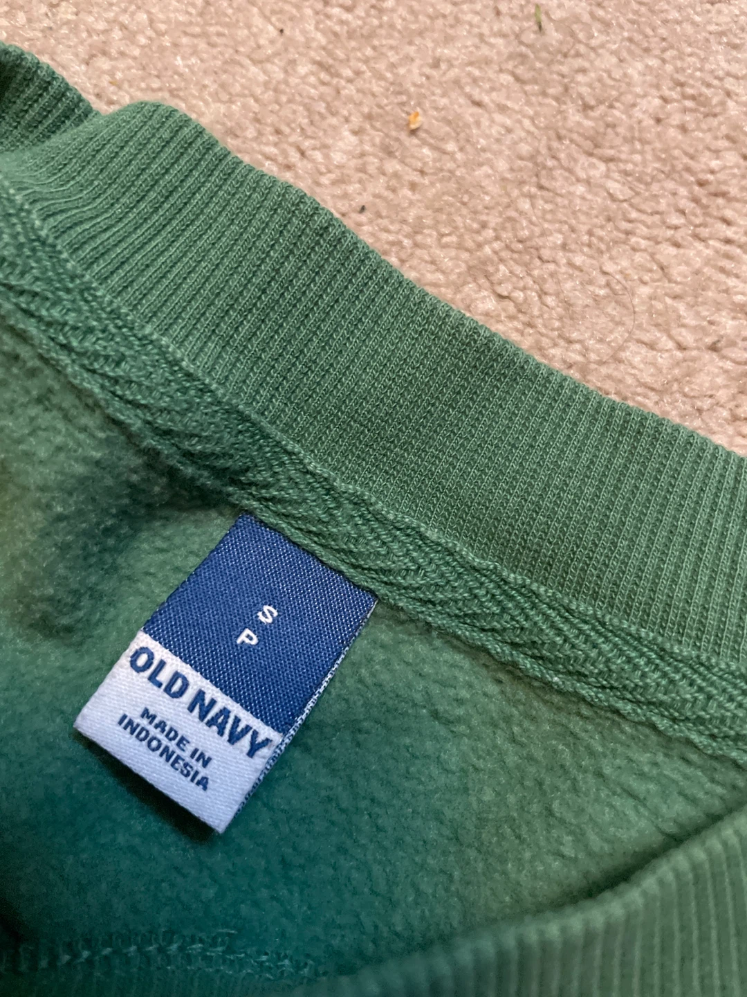 Green old navy sweater - photo 2