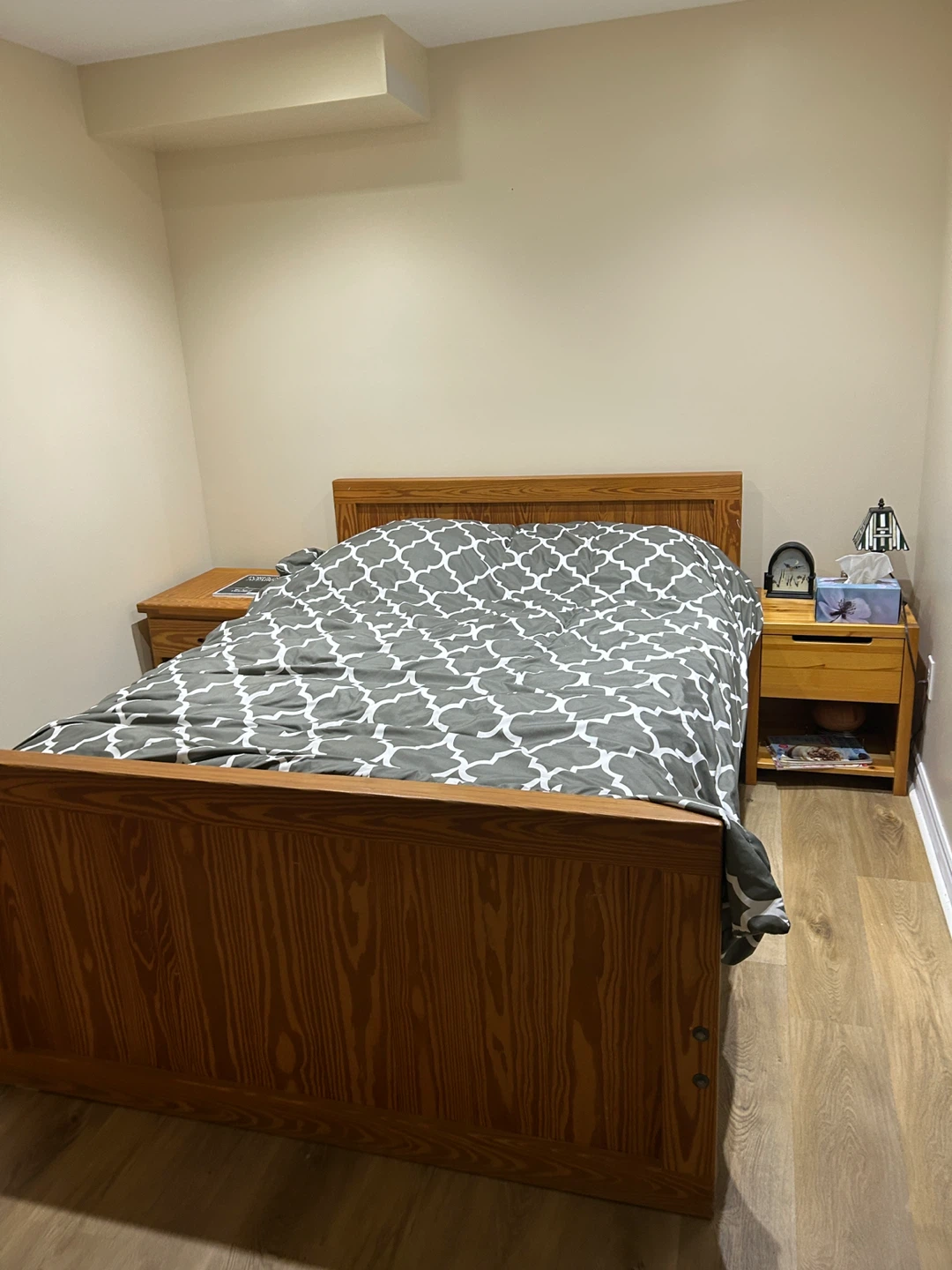 Queen bed frame, 2 side tables and dresser