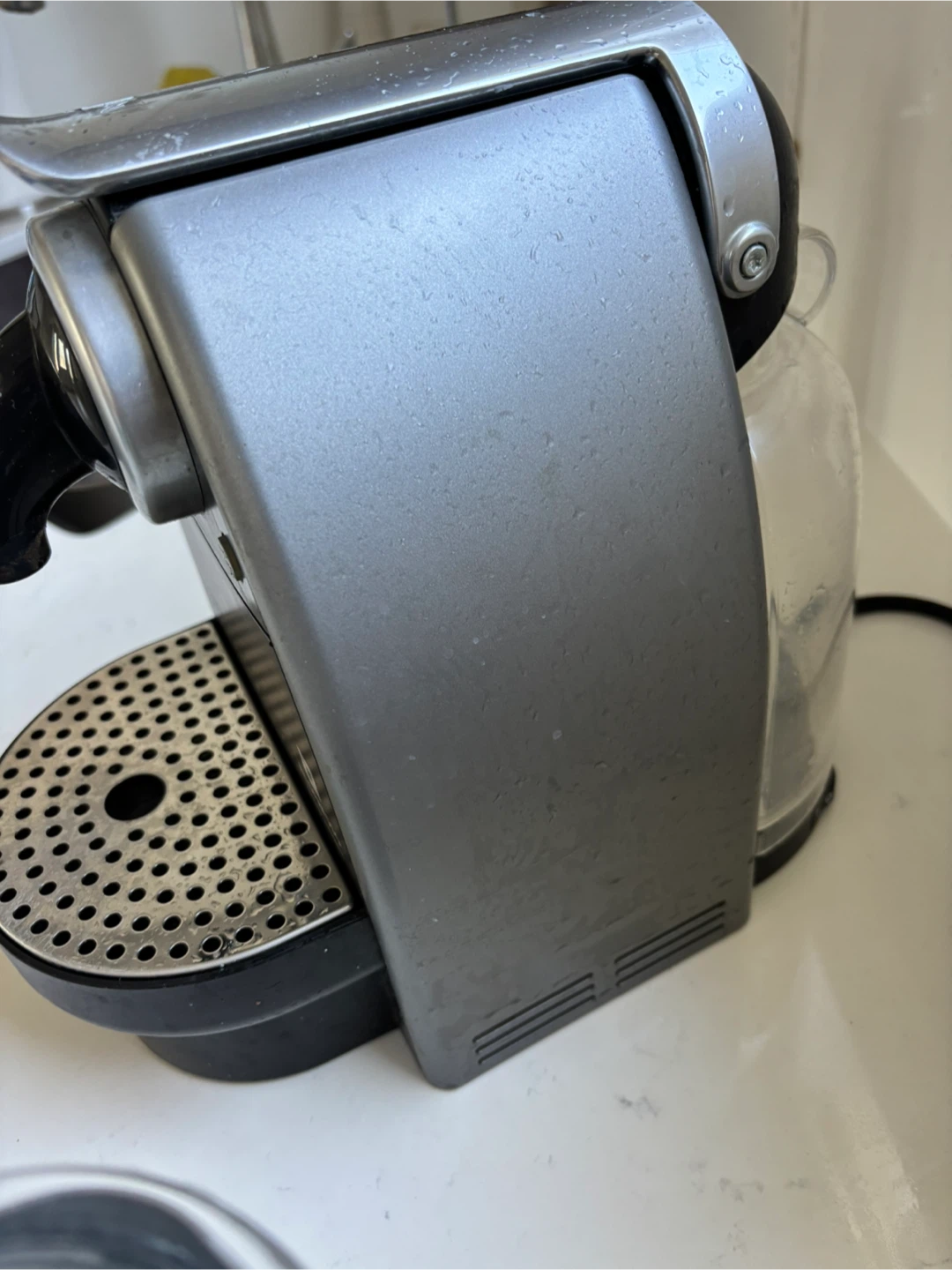 Nespresso Machine and Frother - photo 2