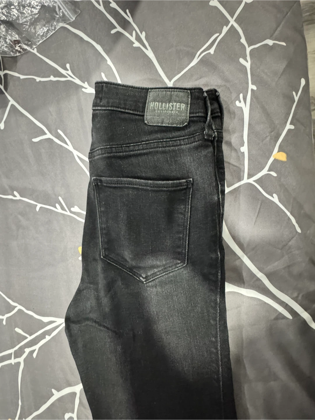 Hollister High-Waisted Flare Jeans - Black - Size 27/31 - photo 3