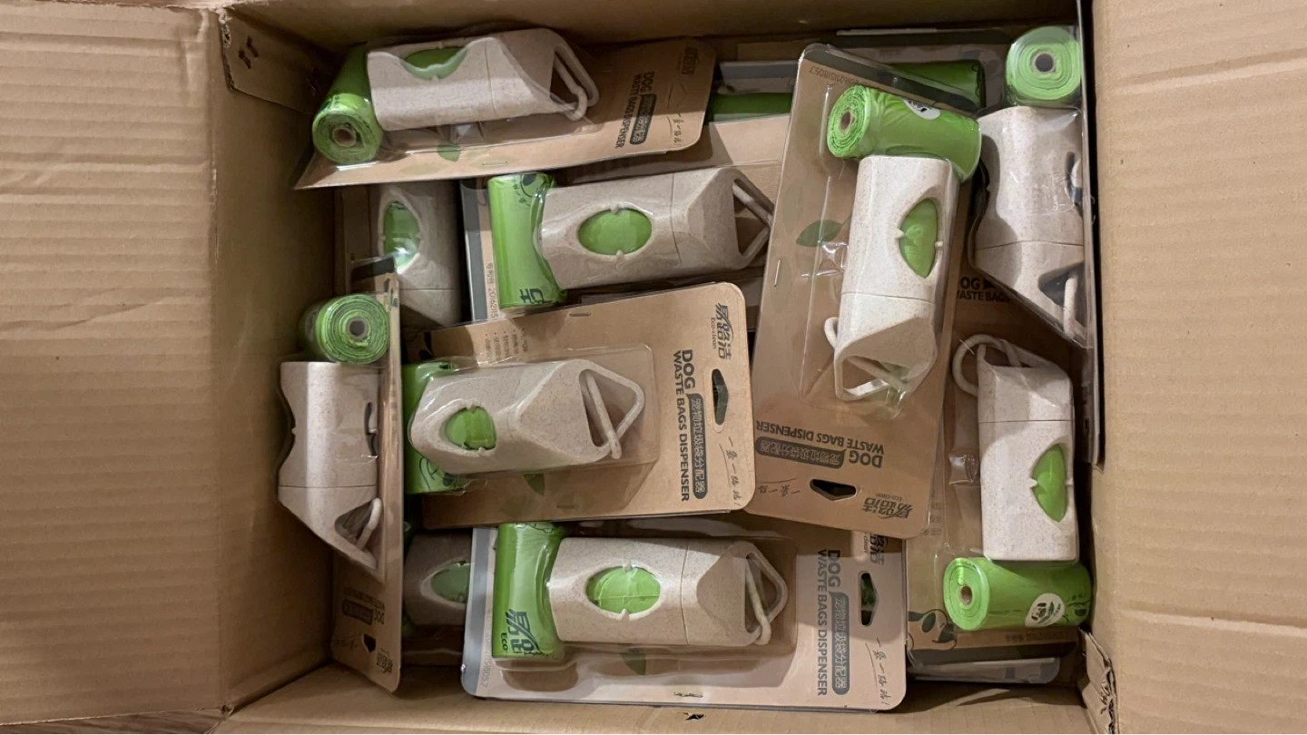Dog Waste Bags Dispenser Set - photo 2