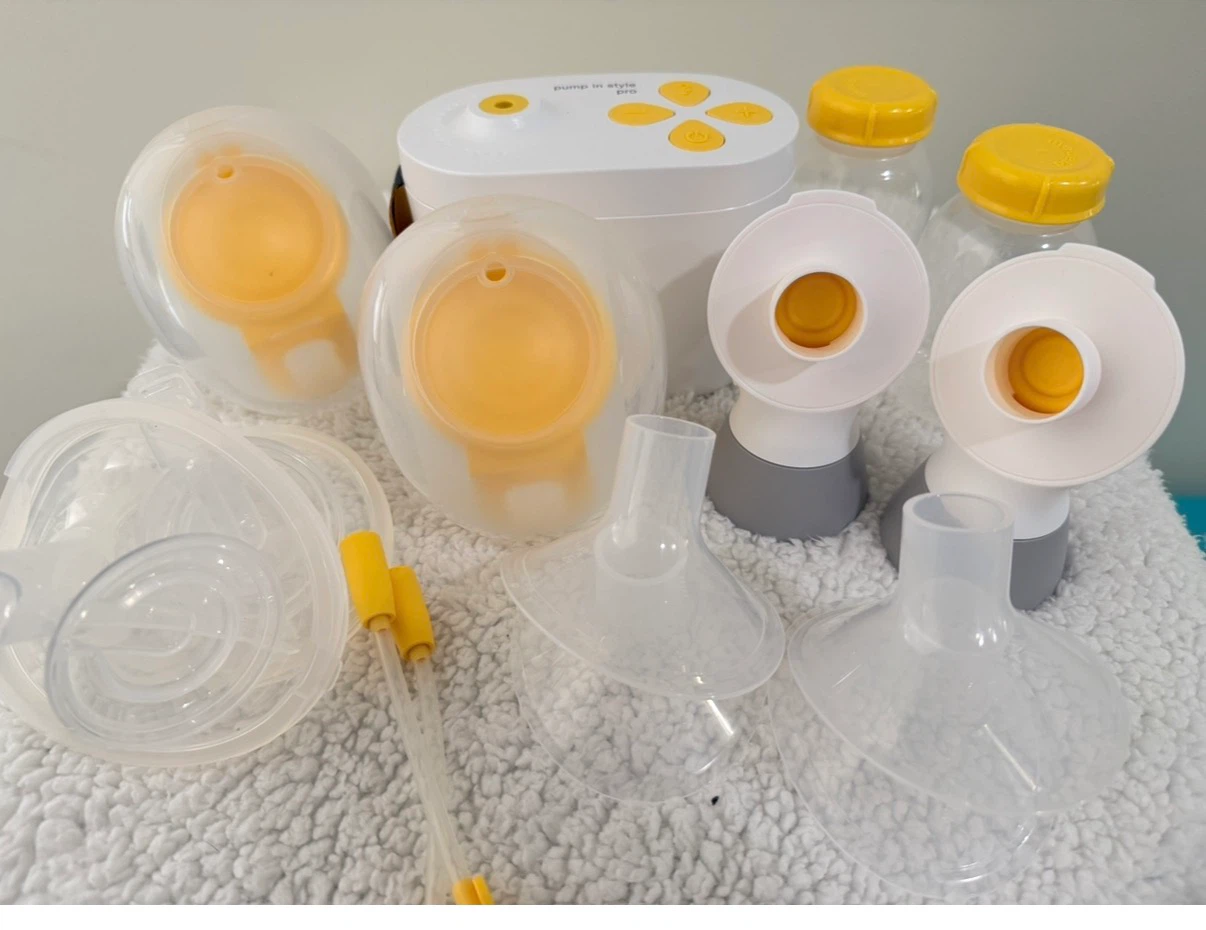 Medela Pump In Style Pro Bundle Pack with Freebies