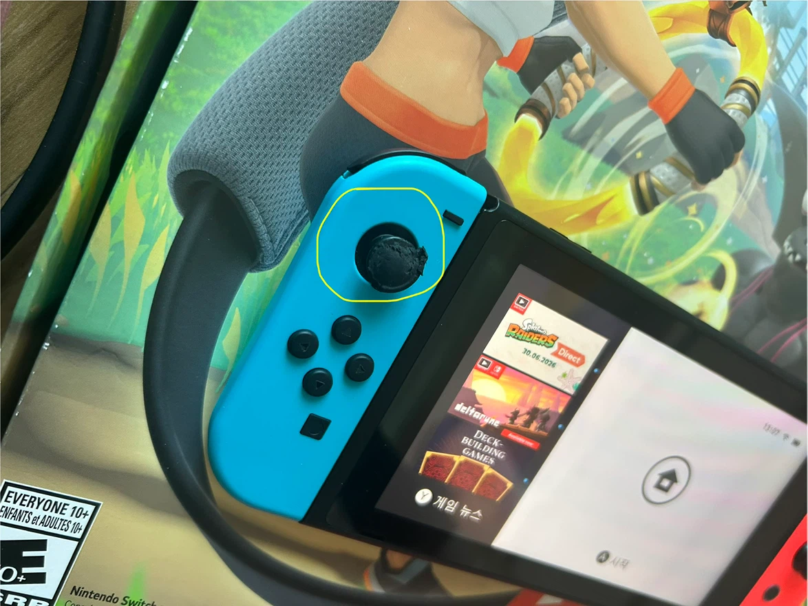 Nintendo Switch + Ring Fit + Animal Crossing + Extra Joy-Cons - photo 3