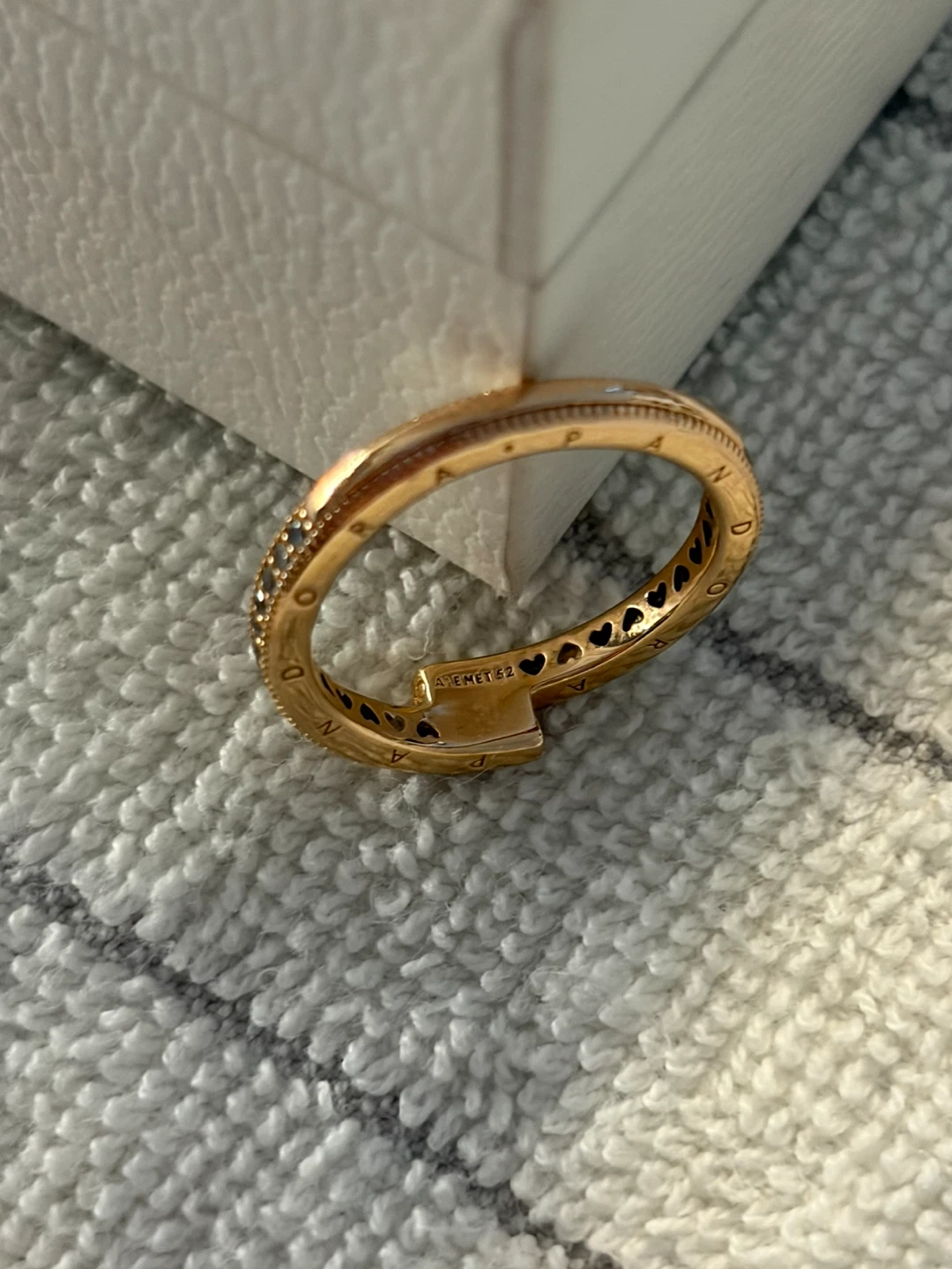 Pandora sparkling overlapping ring - photo 5