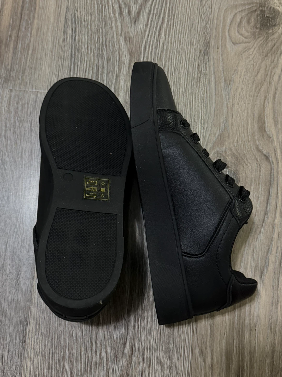 CALL IT SPRING "CALL IT SPRING VEGAN" Black Sneakers