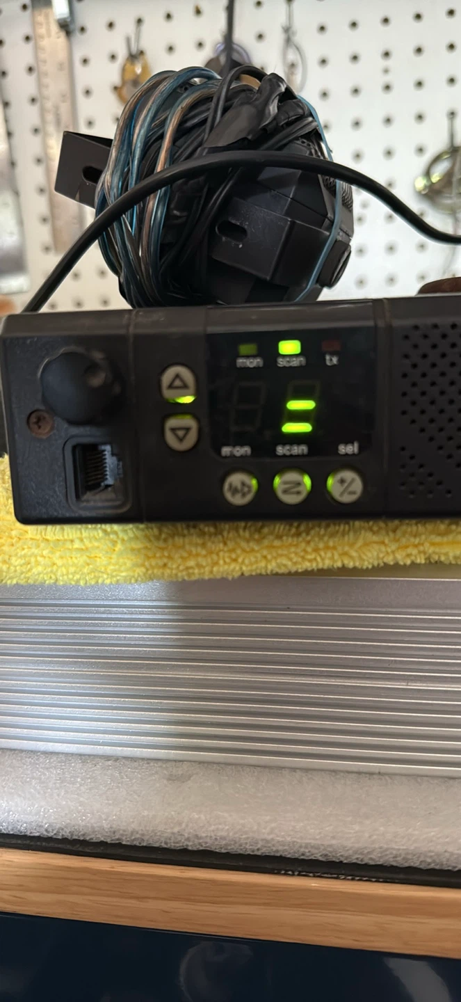 Uniden BC350A scanner and Motorola Radio GM300 - photo 4