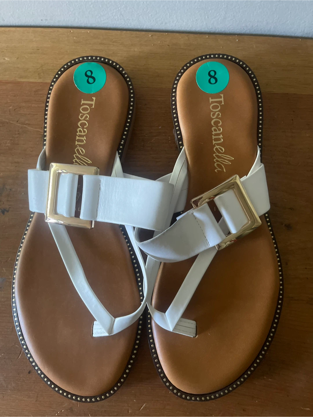 Toscana Bella White Thong Sandals Size 8