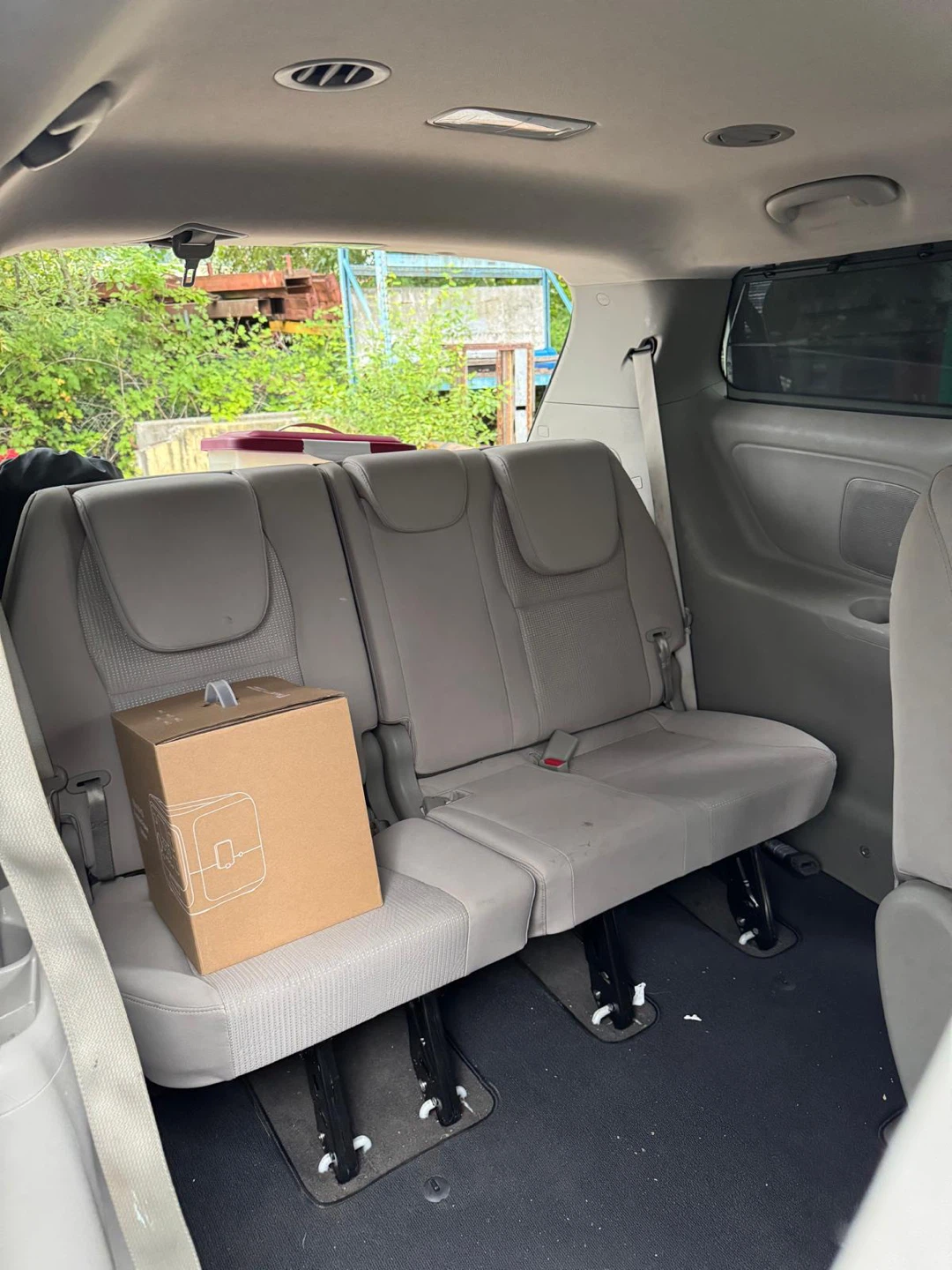 2020 KIA Sedona LX White - photo 4