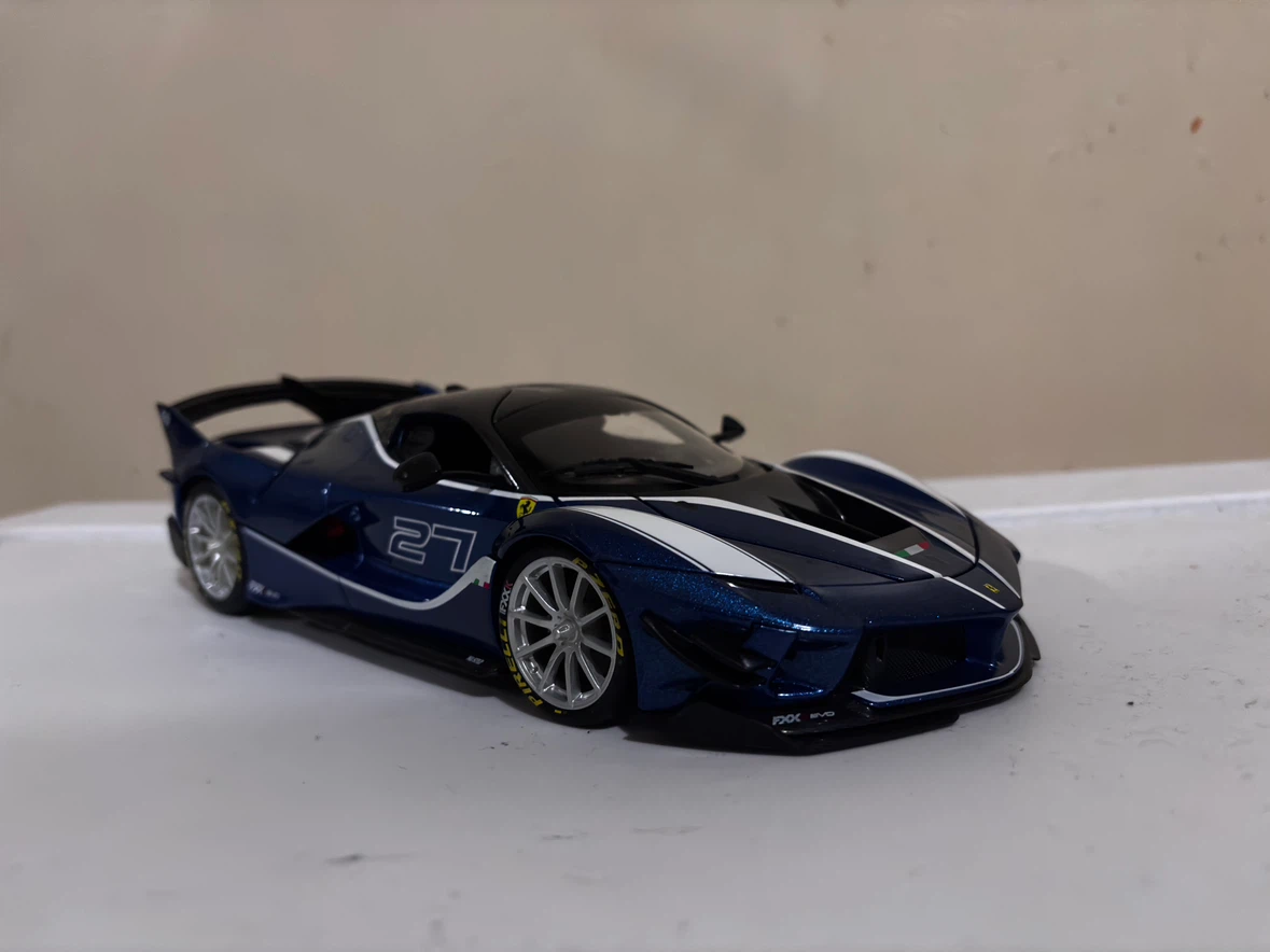 Maisto Ferrari FXX K Evo scale 1/18