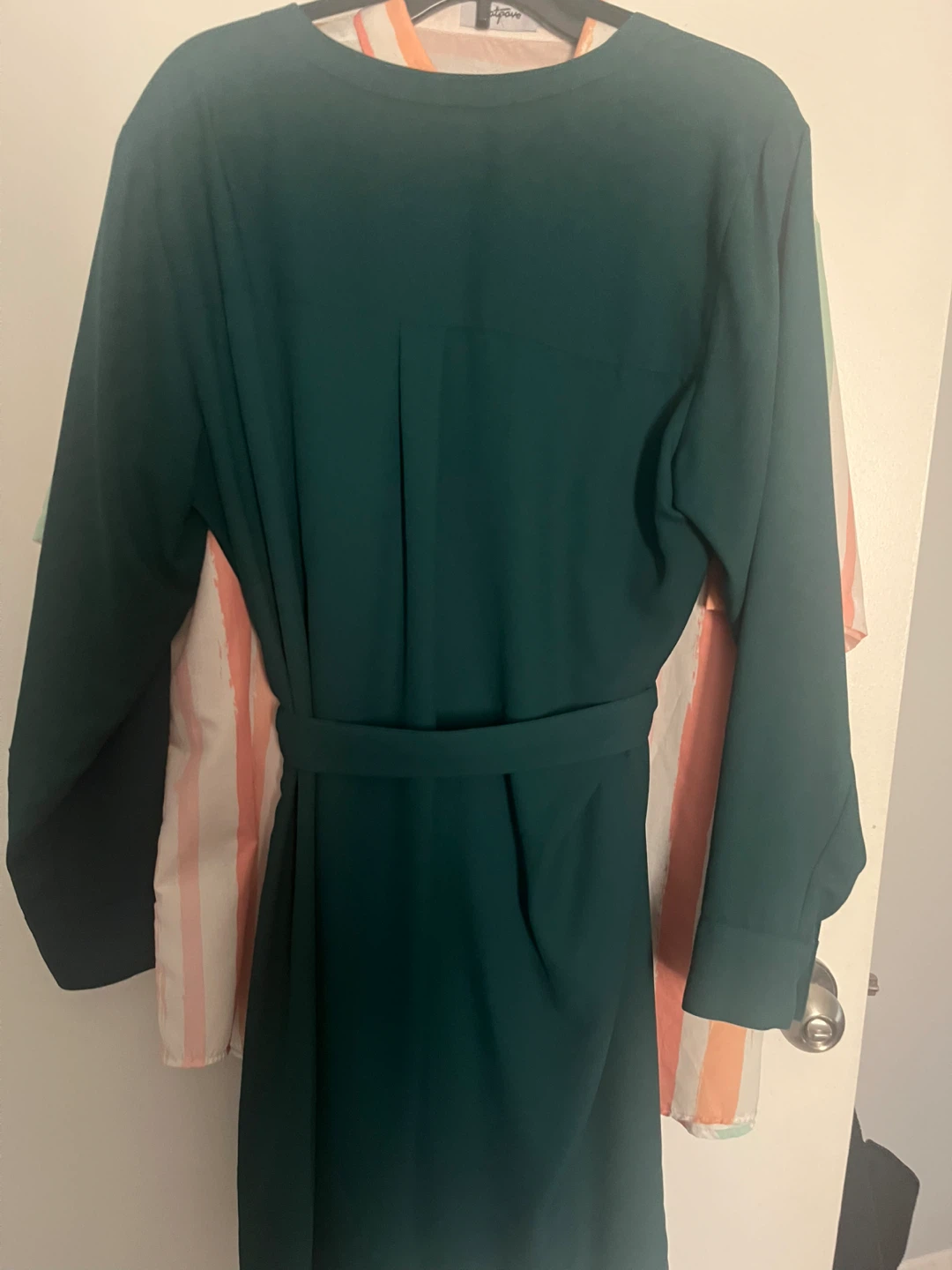 Express Green V-Neck Zip Front Dress with Belt - photo 2