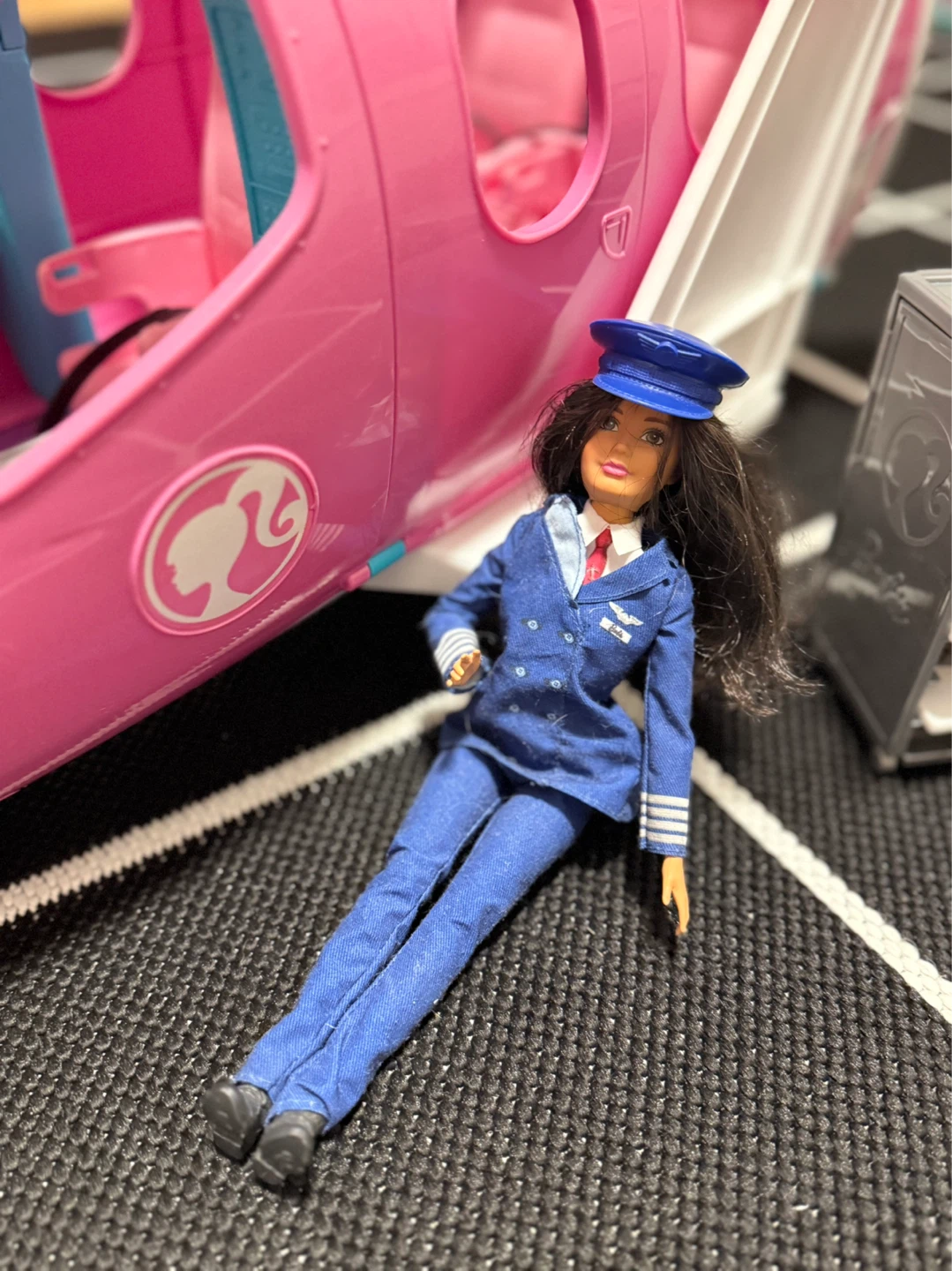 Barbie Airplane Playset with Pilot Doll - photo 3