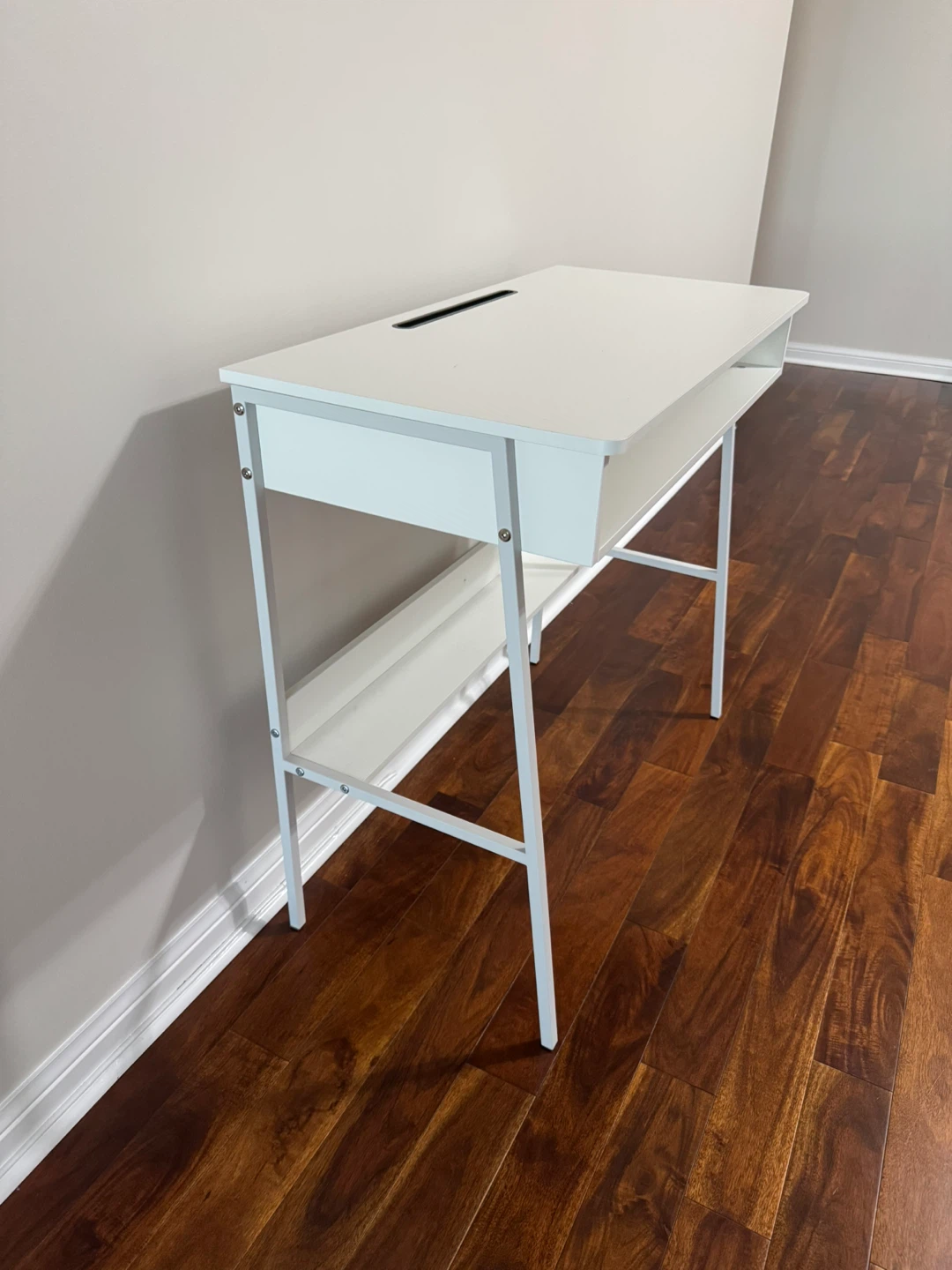 White Writing Desk with Shelves ( office desk)