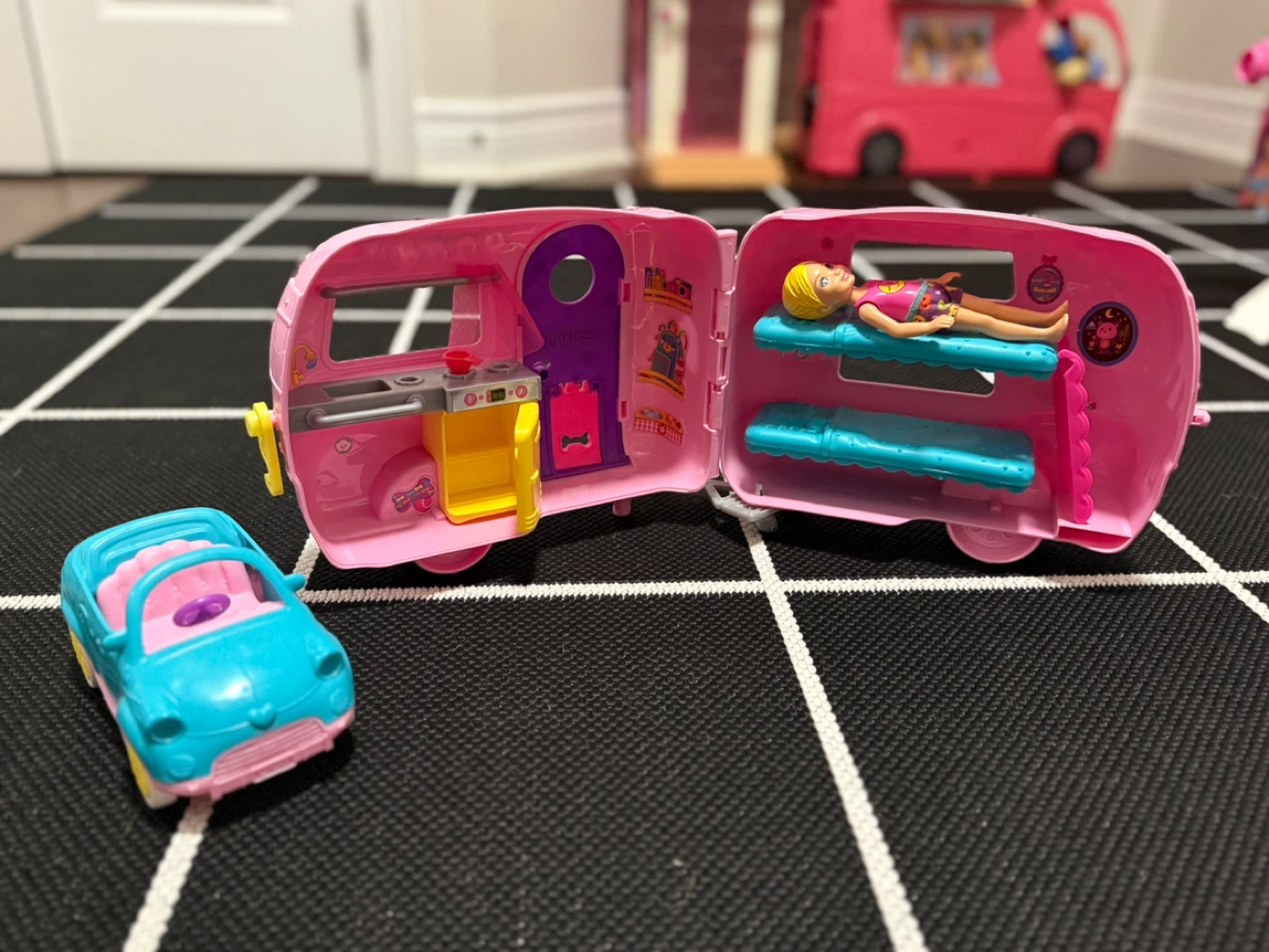 Barbie Chelsea Camper Doll and Vehicle Playset - photo 2