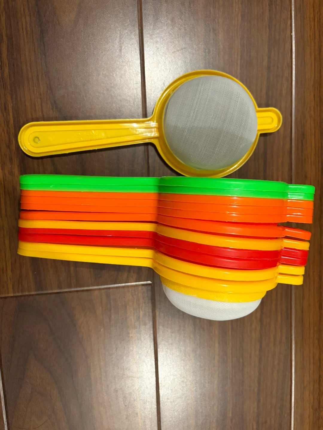 Small Plastic tea Strainers -$5 for 5 strainers - photo 2