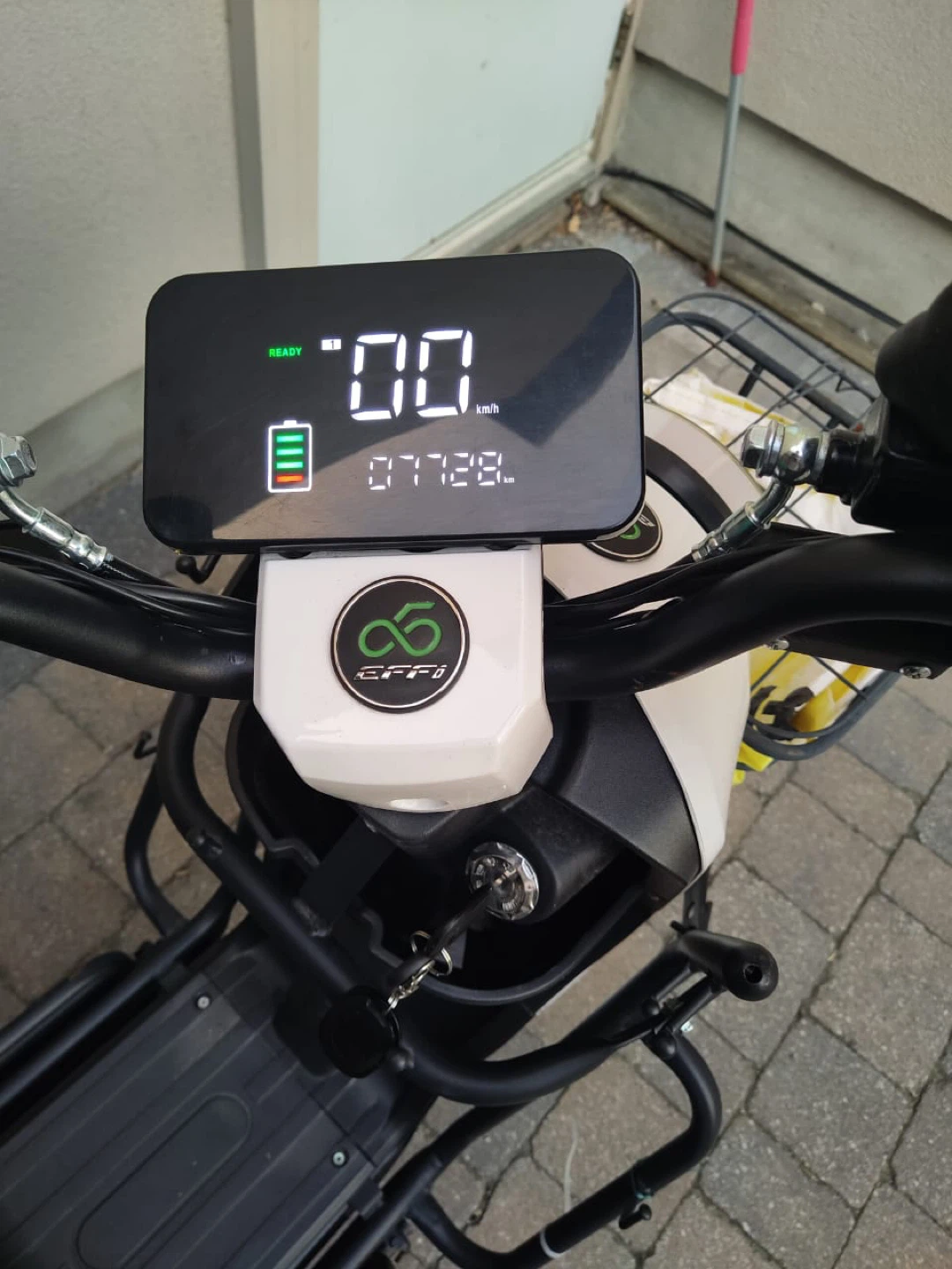 Effi Electric Delivery Scooter - photo 4