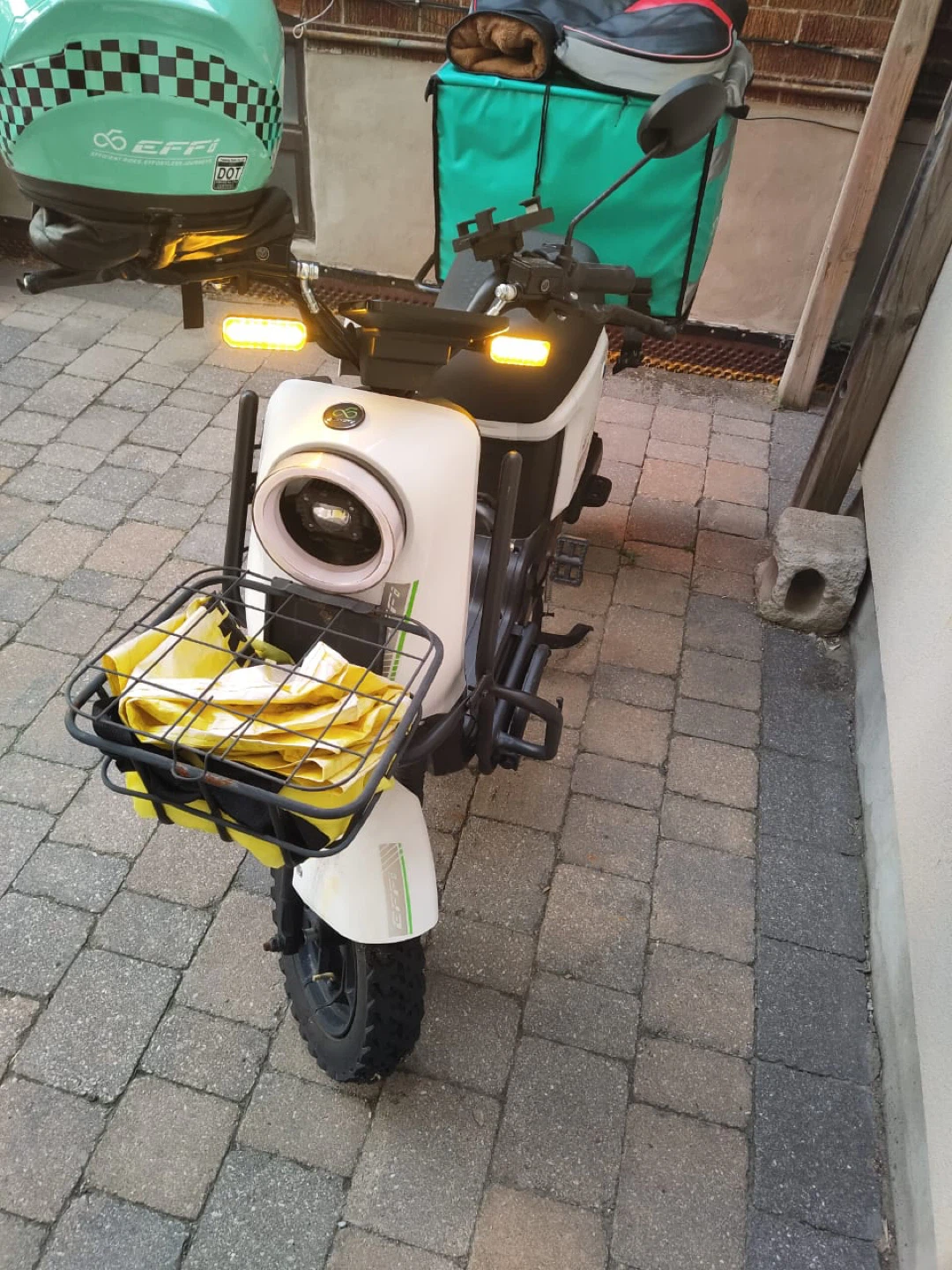 Effi Electric Delivery Scooter - photo 3