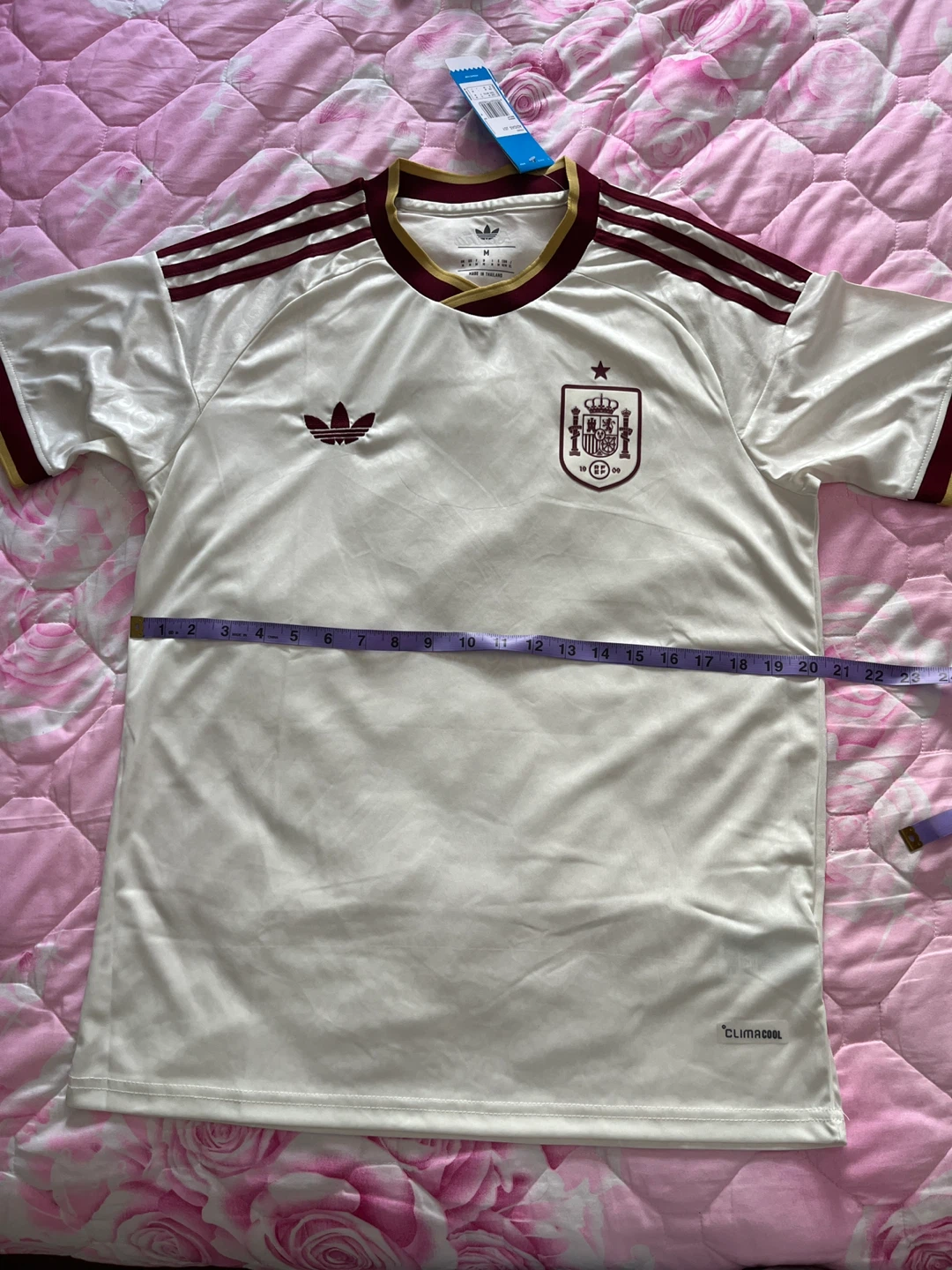 Spain 🇪🇸 Jersey Medium Large away Players version